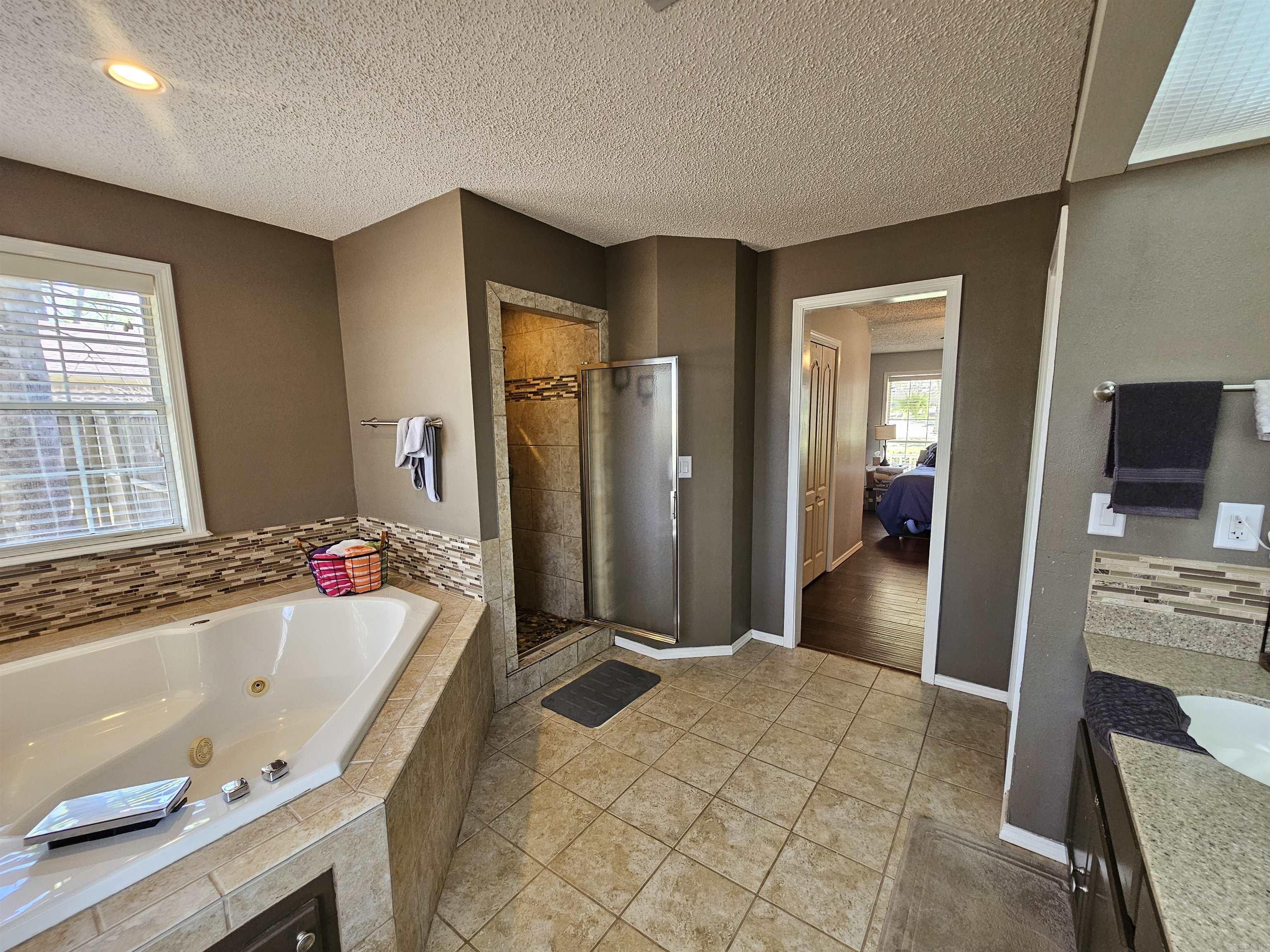 20  Mockingbird  Clarksville, AR