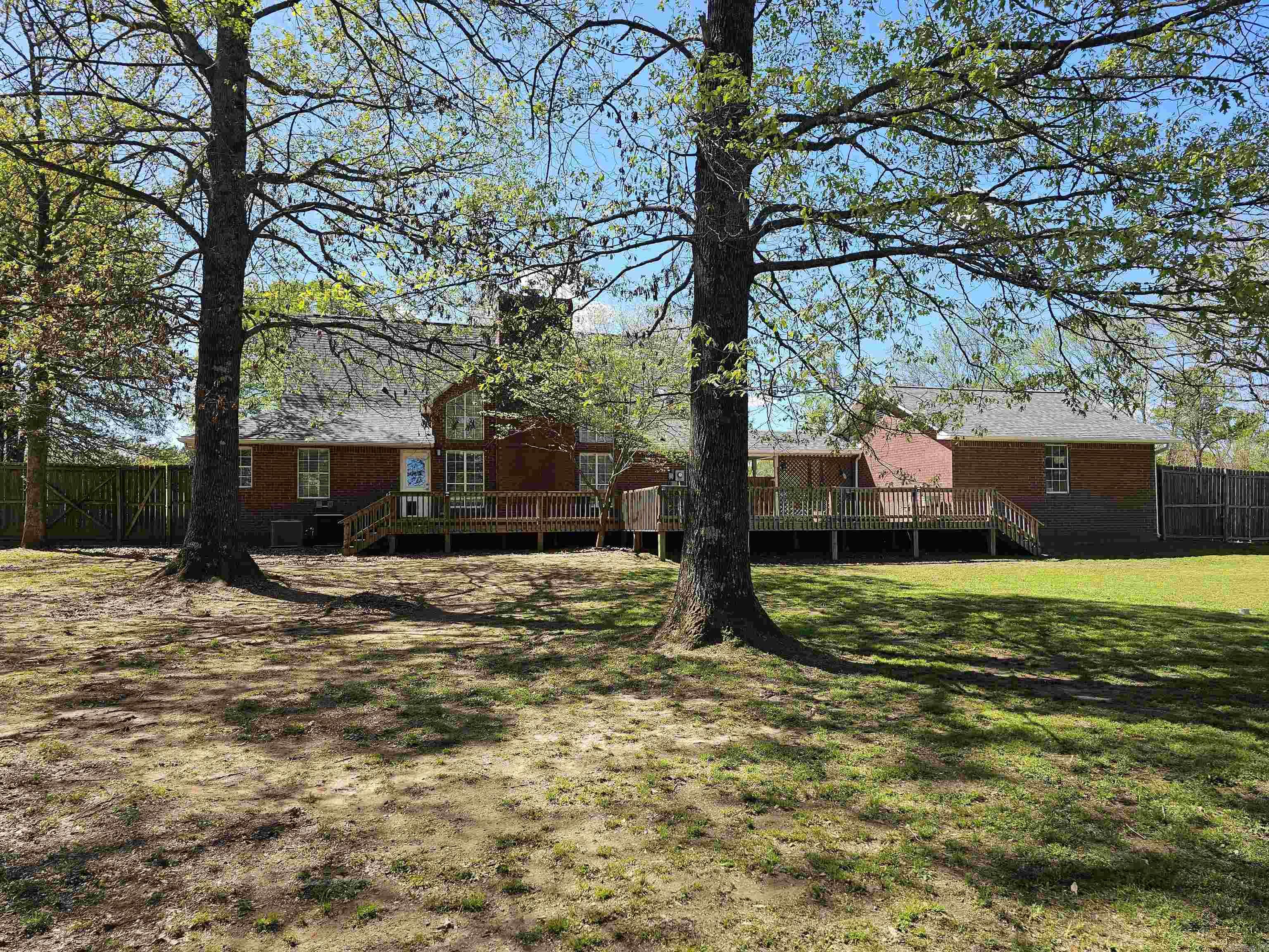 20  Mockingbird  Clarksville, AR