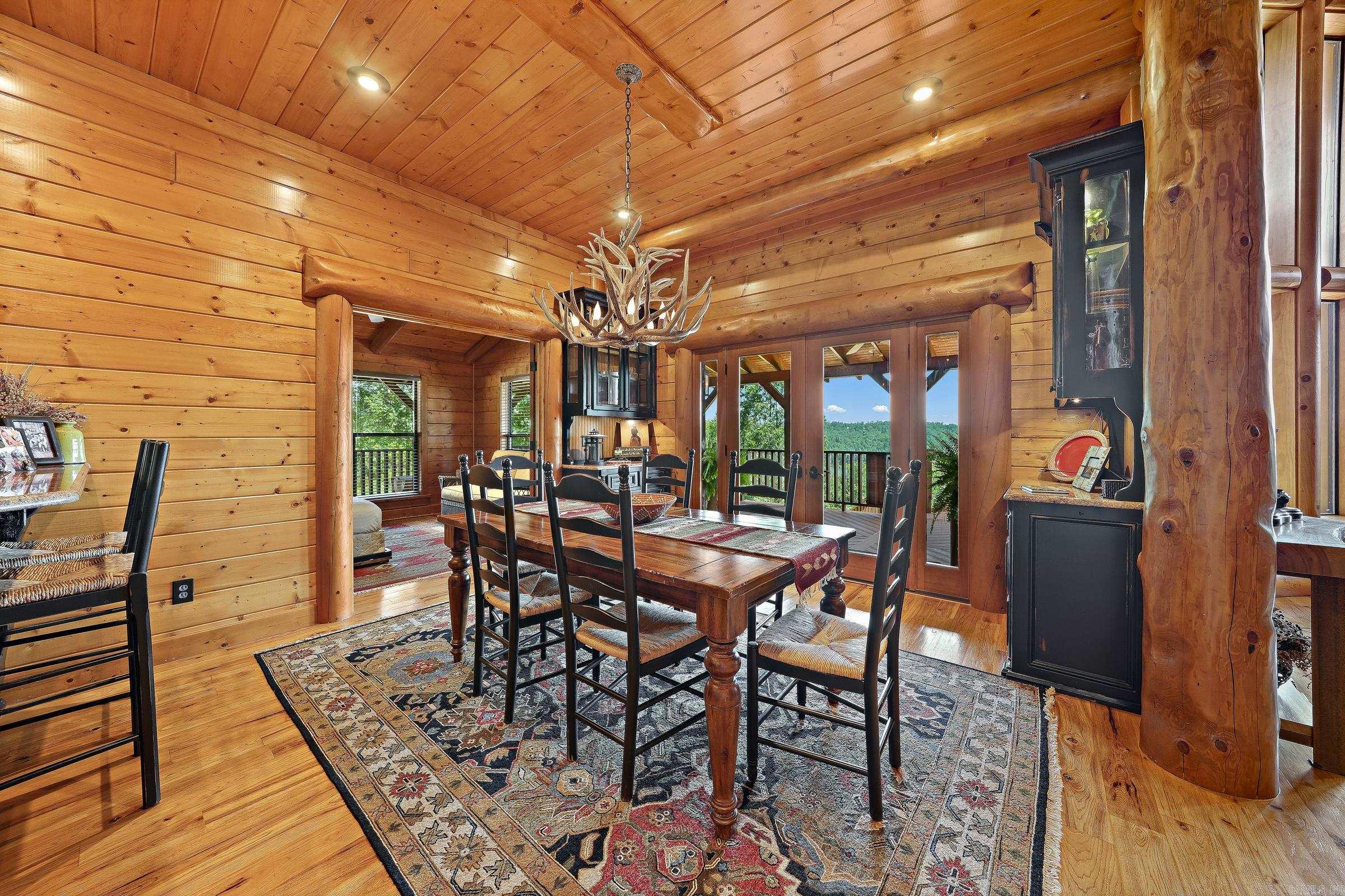 114  Mountain View  De Queen, AR