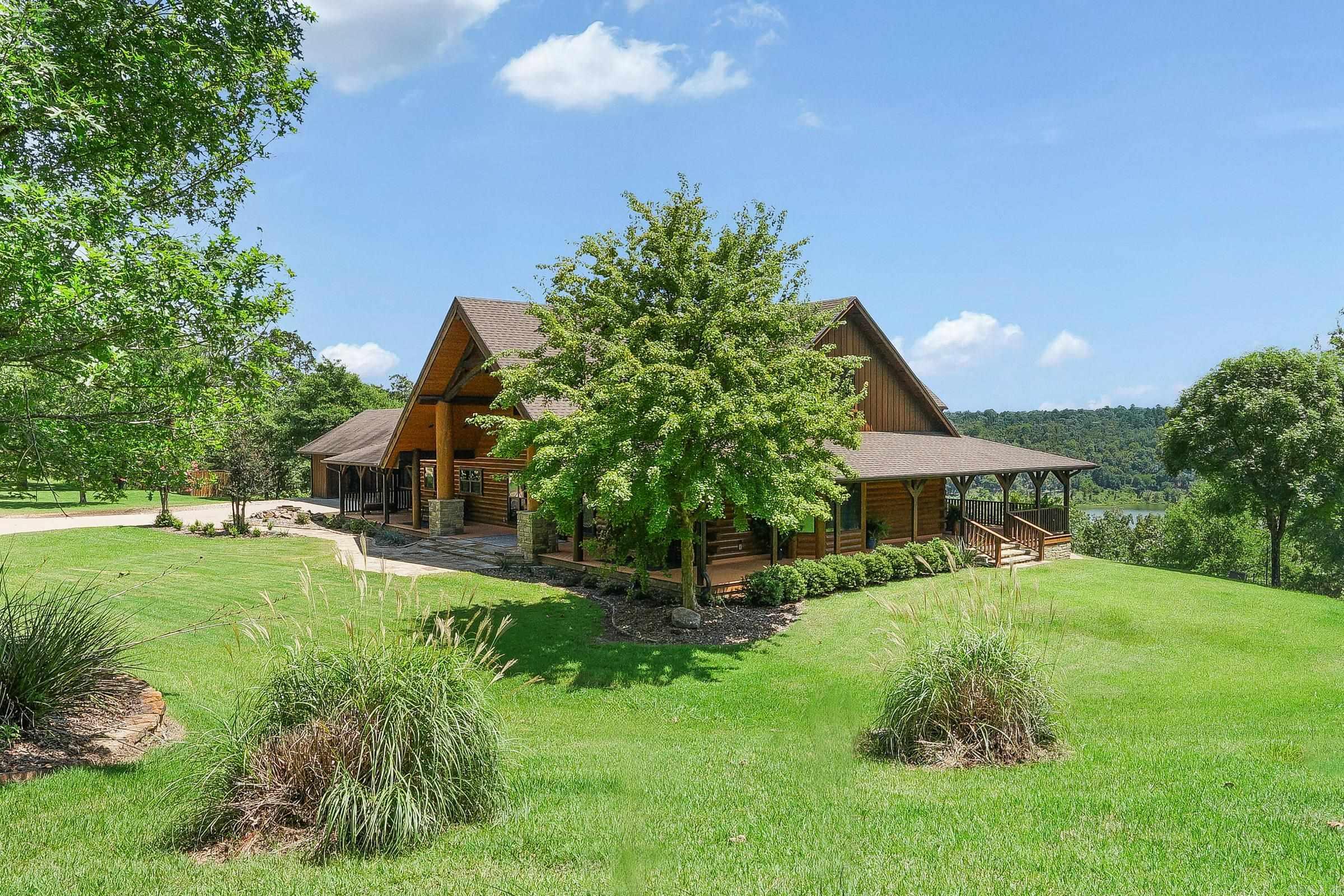114  Mountain View  De Queen, AR