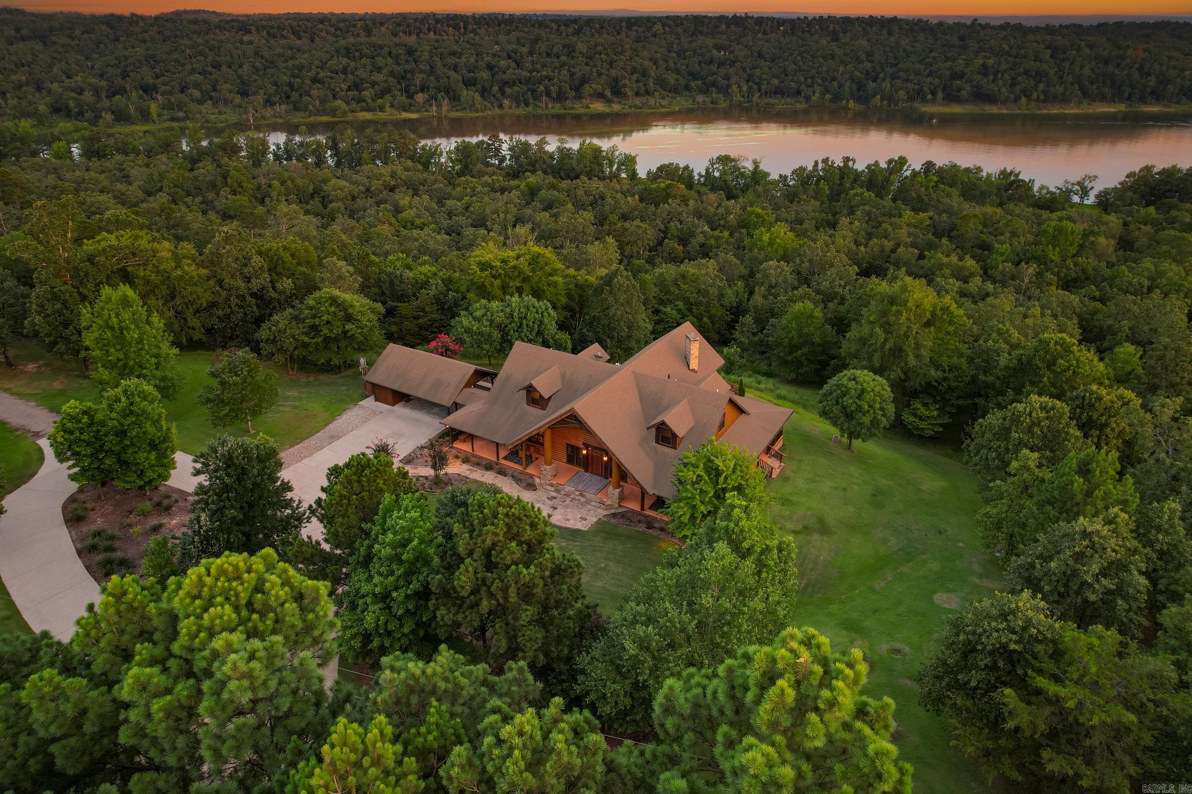 114  Mountain View  De Queen, AR