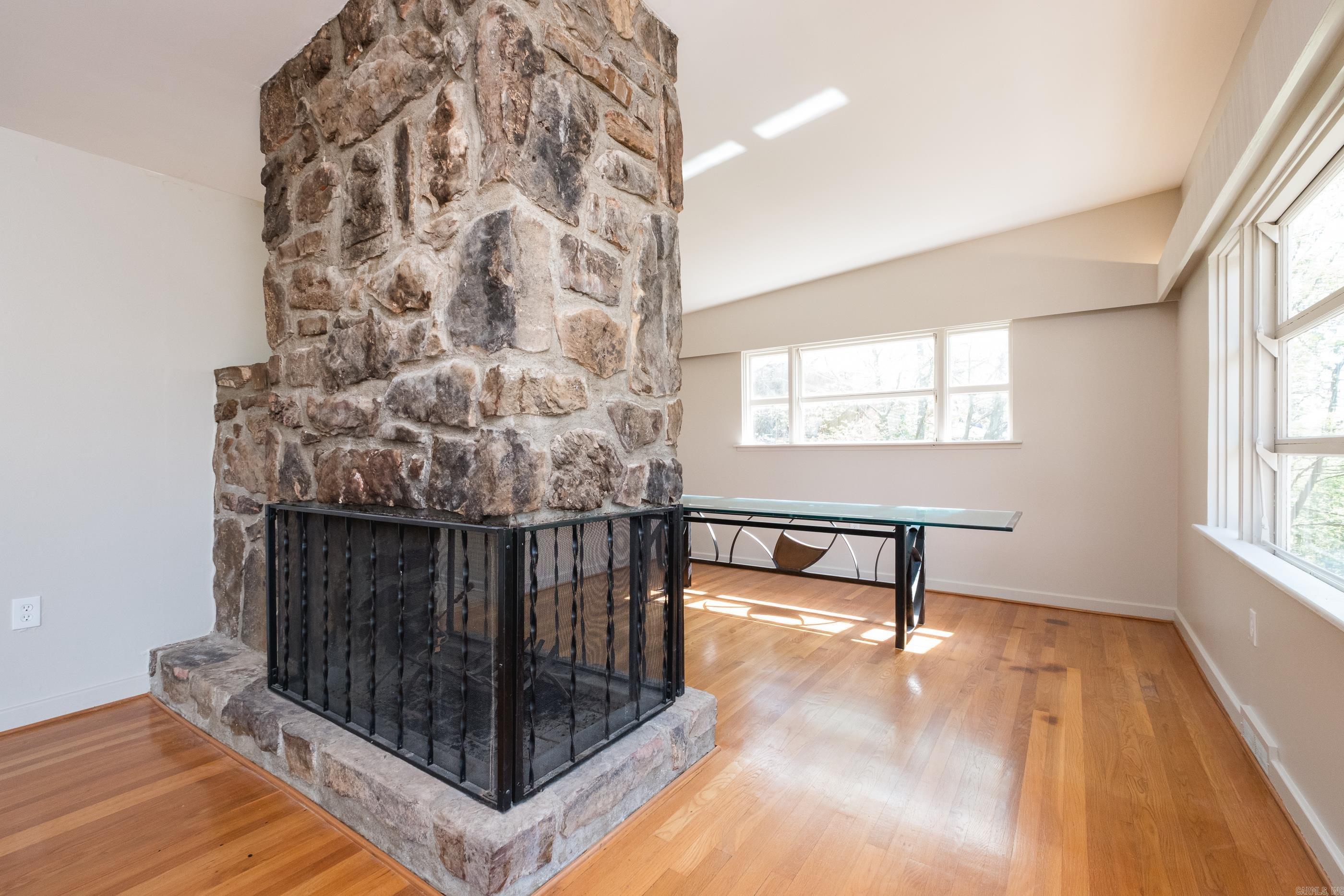 7123  Kingwood  Little Rock, AR