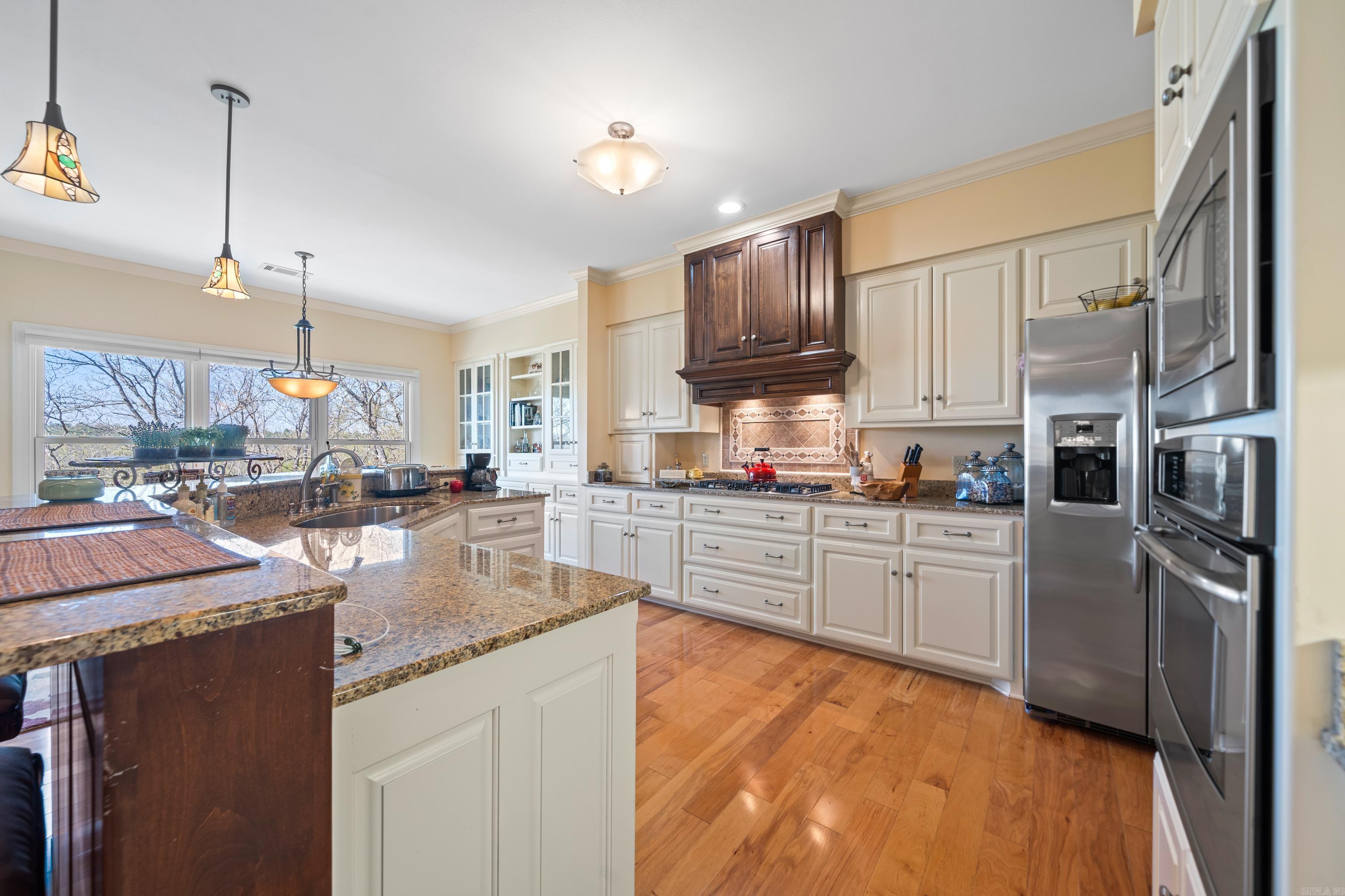 134  Lake Forest Shores  Hot Springs, AR
