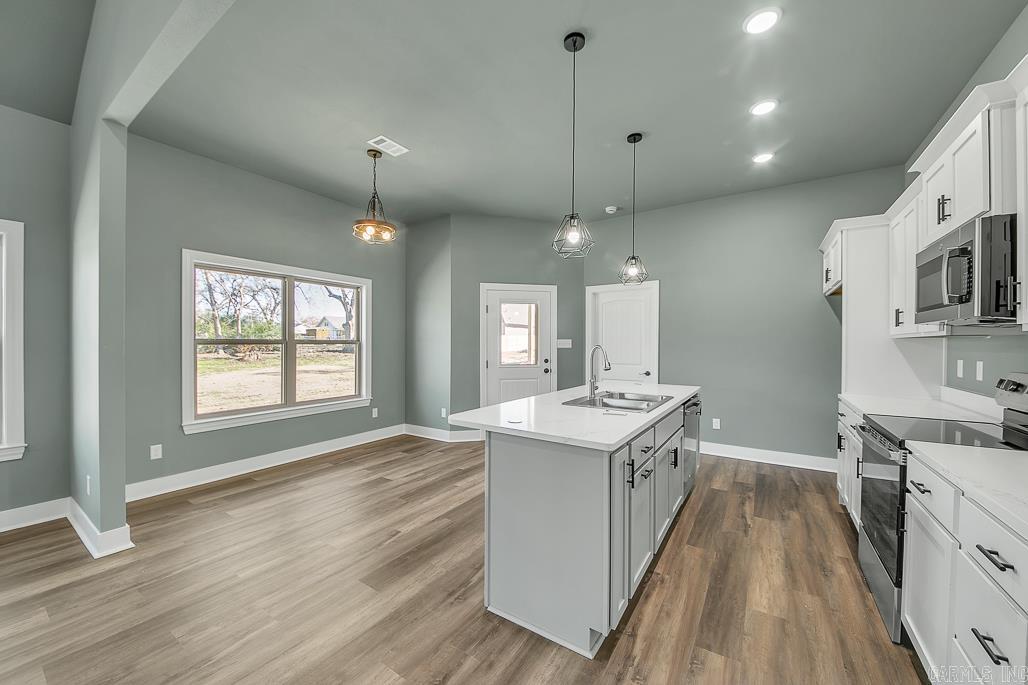 411 N 4th  Cabot, AR
