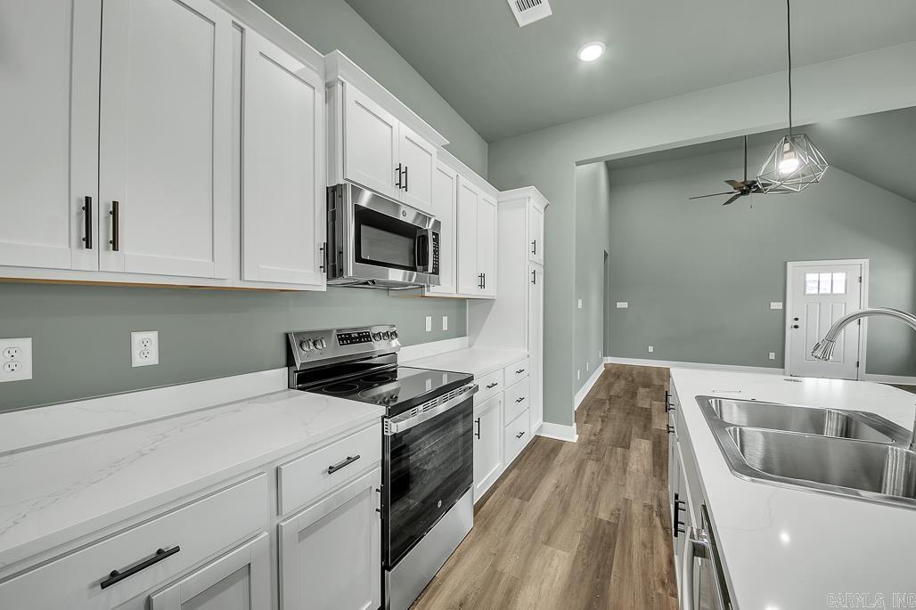 411 N 4th  Cabot, AR