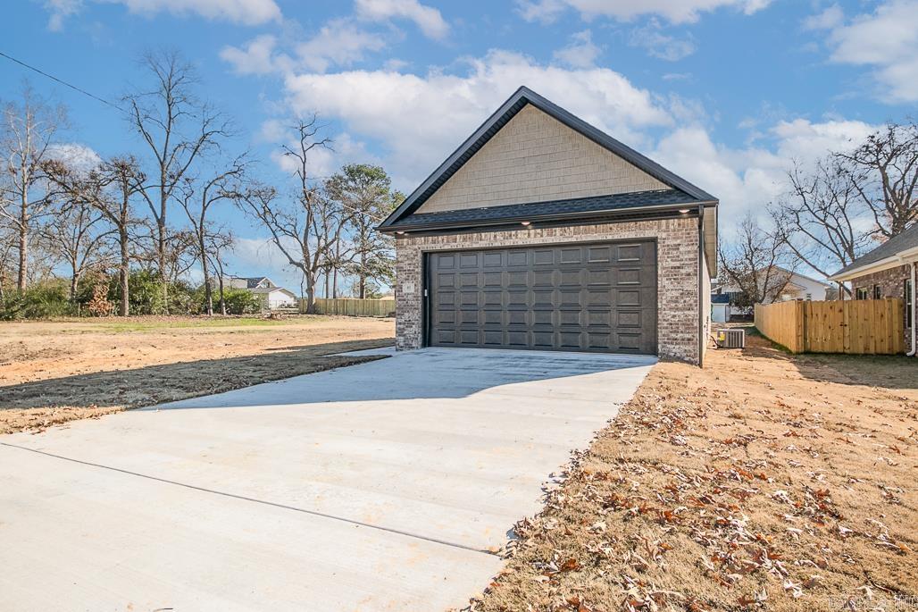 411 N 4th  Cabot, AR