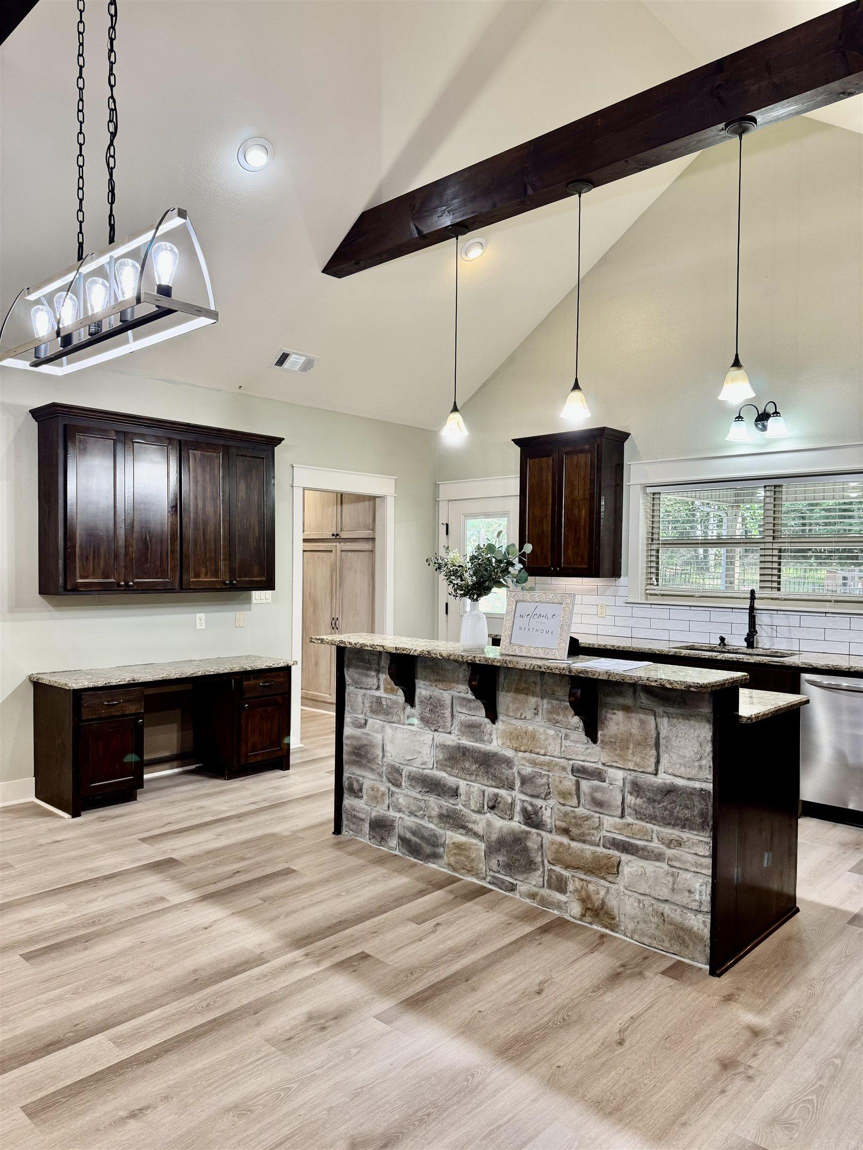 84 Flat Top Road Greenbrier, AR 72058