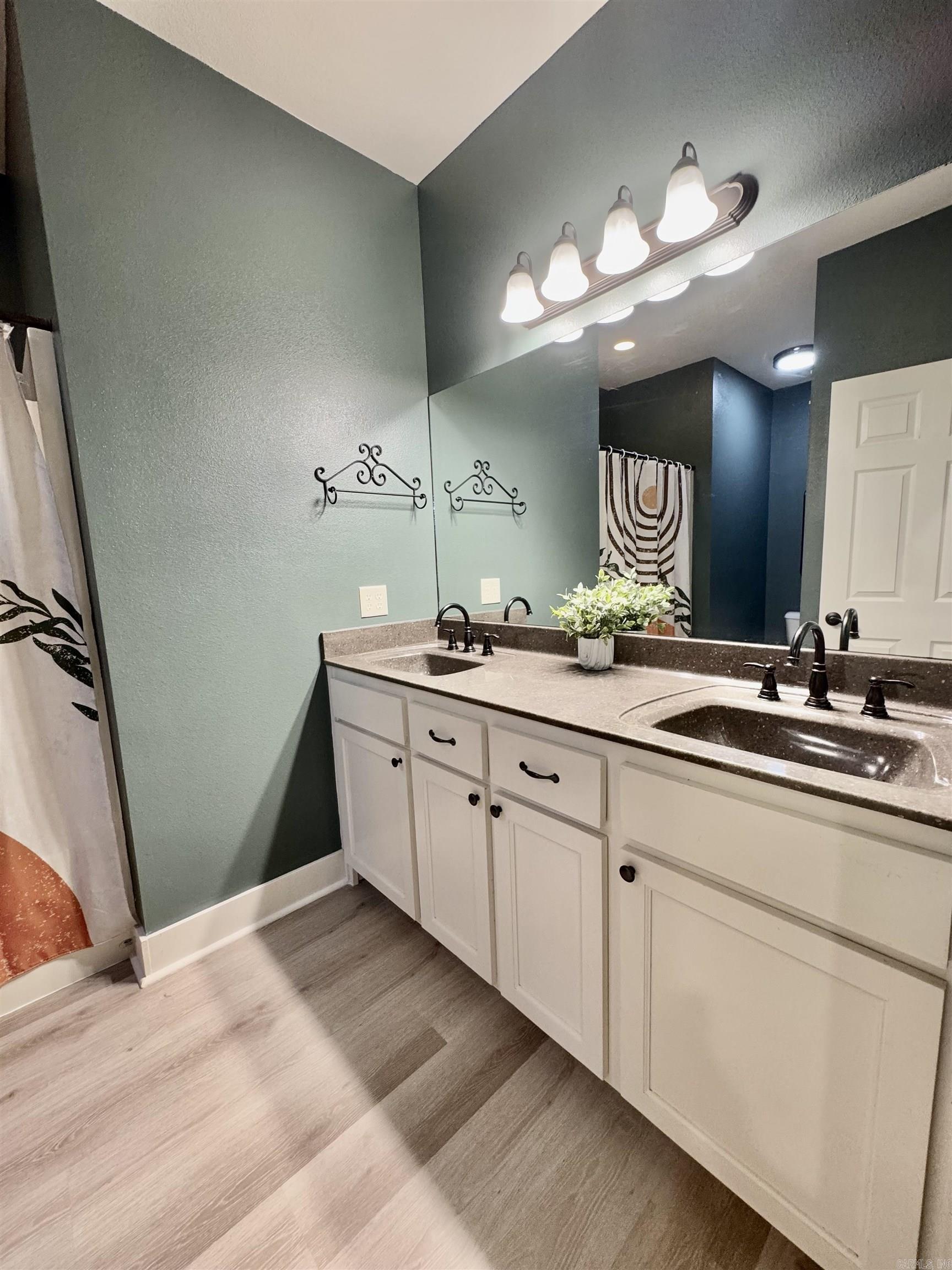 84 Flat Top Road Greenbrier, AR 72058