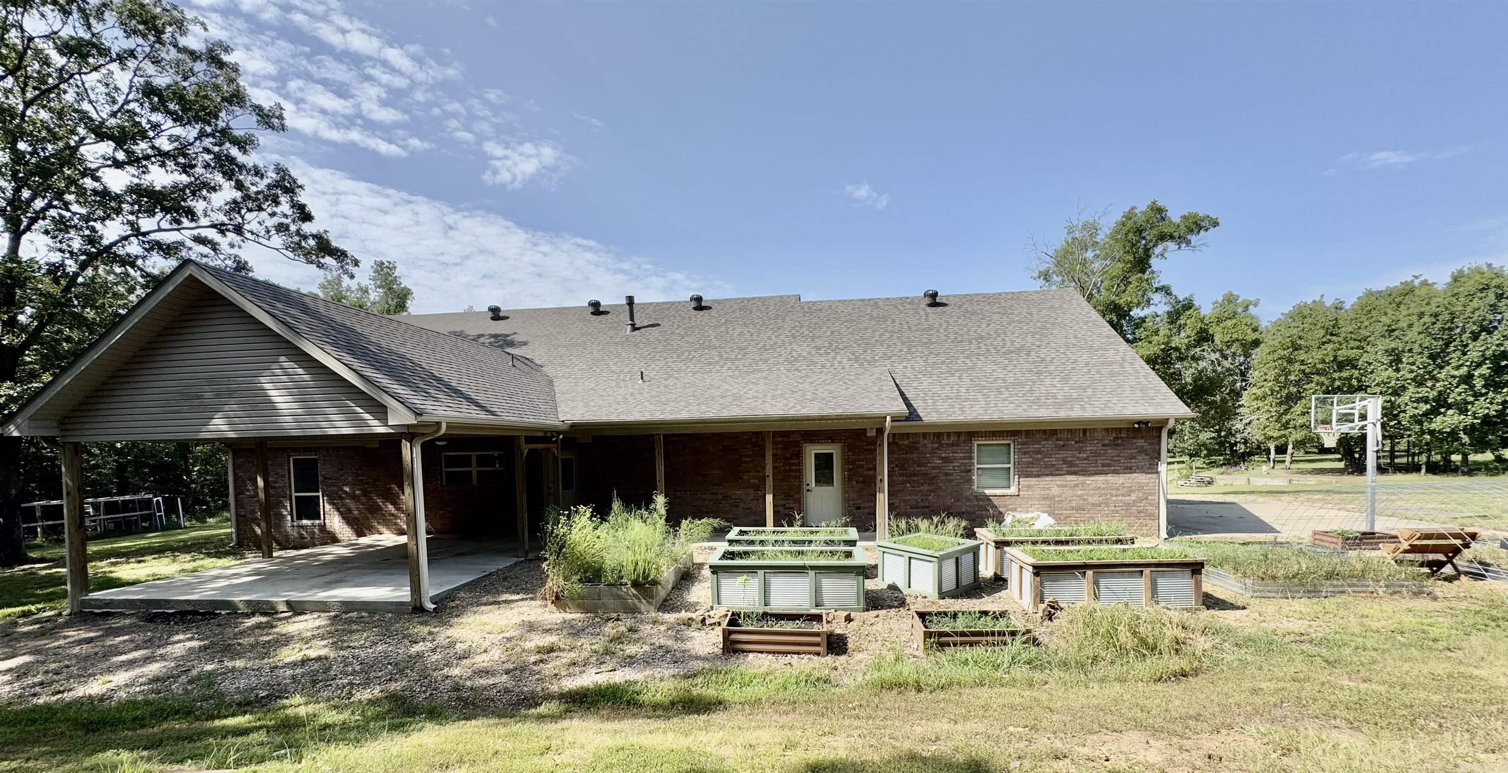 84 Flat Top Road Greenbrier, AR 72058