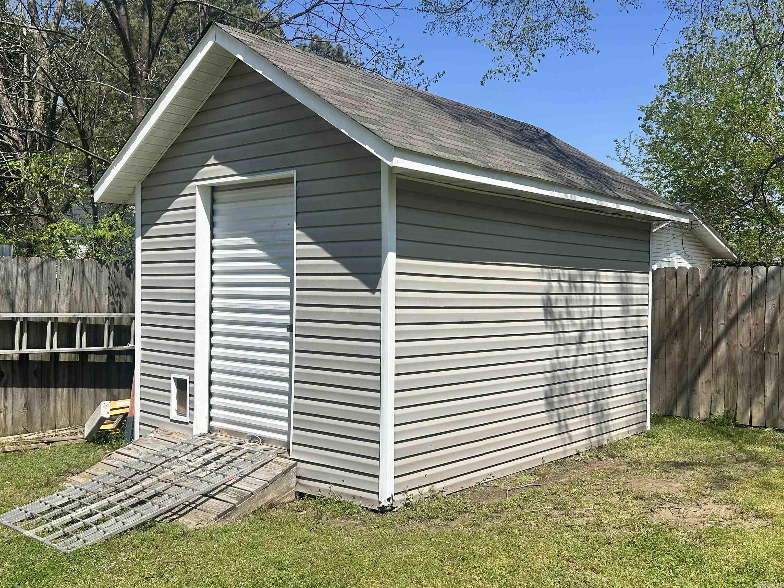 1307  Desota  Paragould, AR