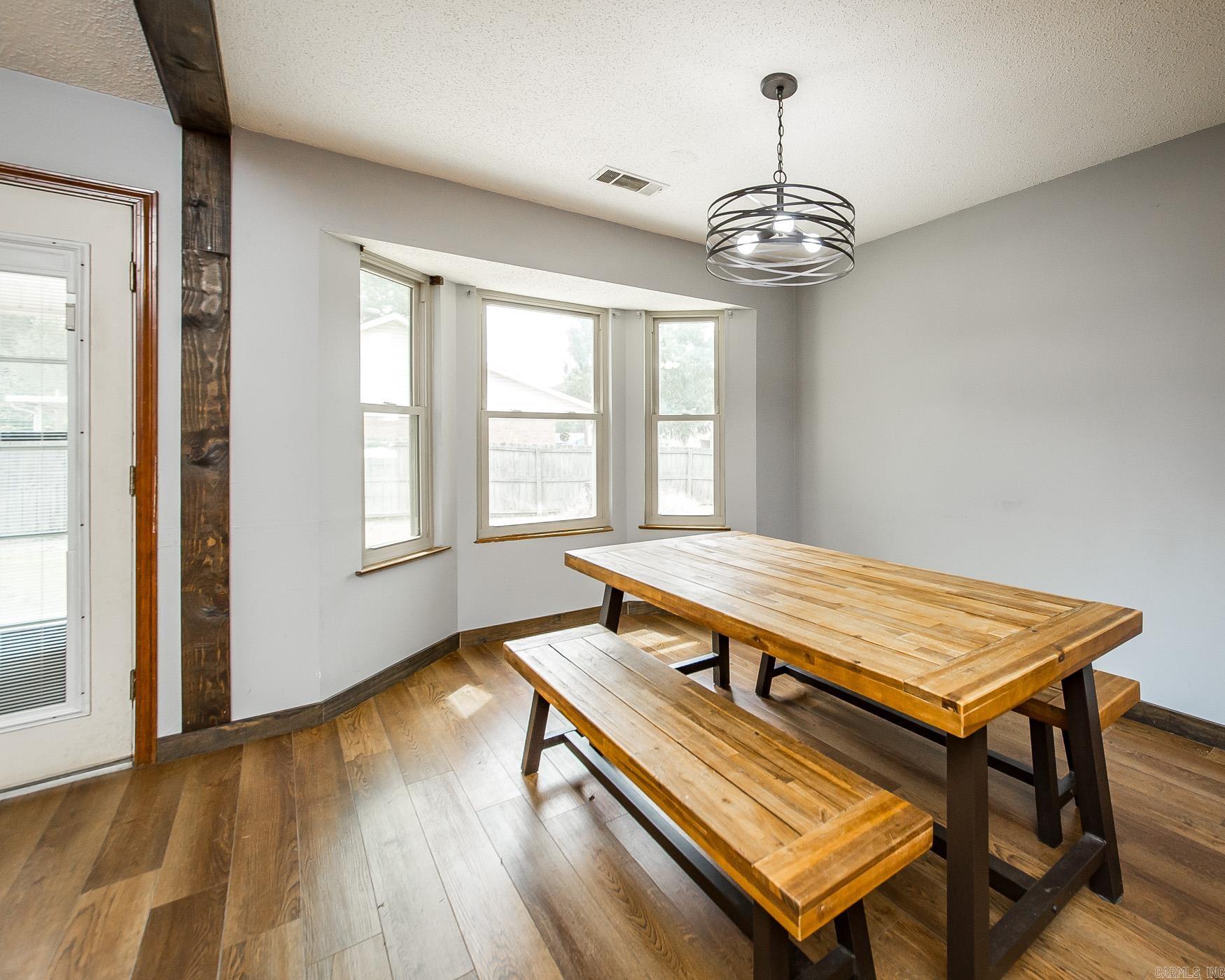 14  Sandy  Cabot, AR