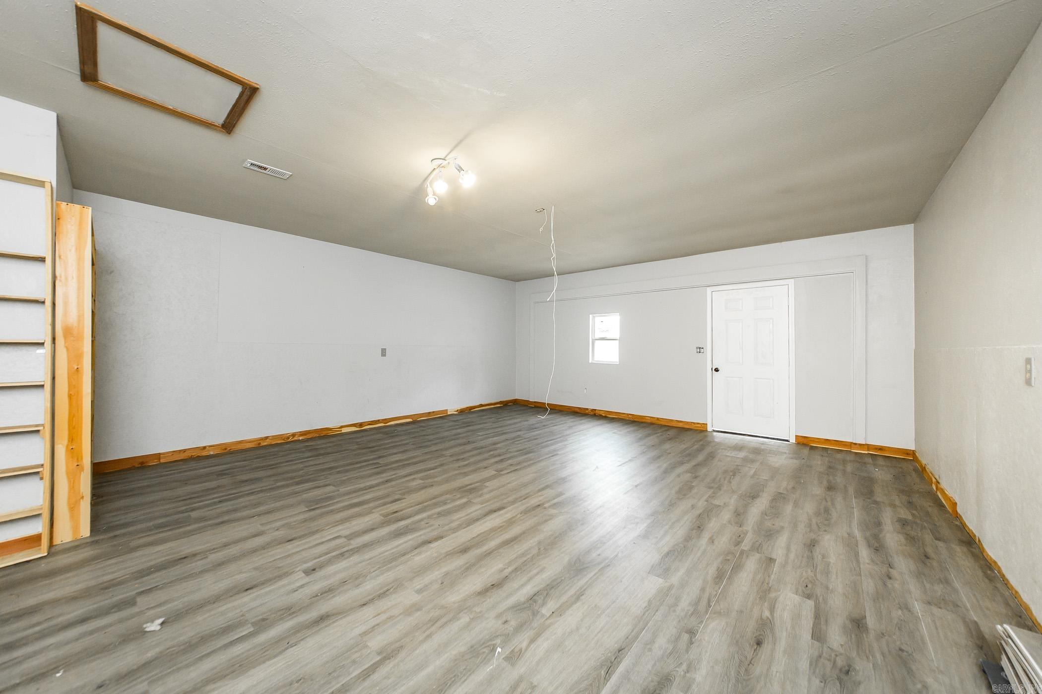 14  Sandy  Cabot, AR