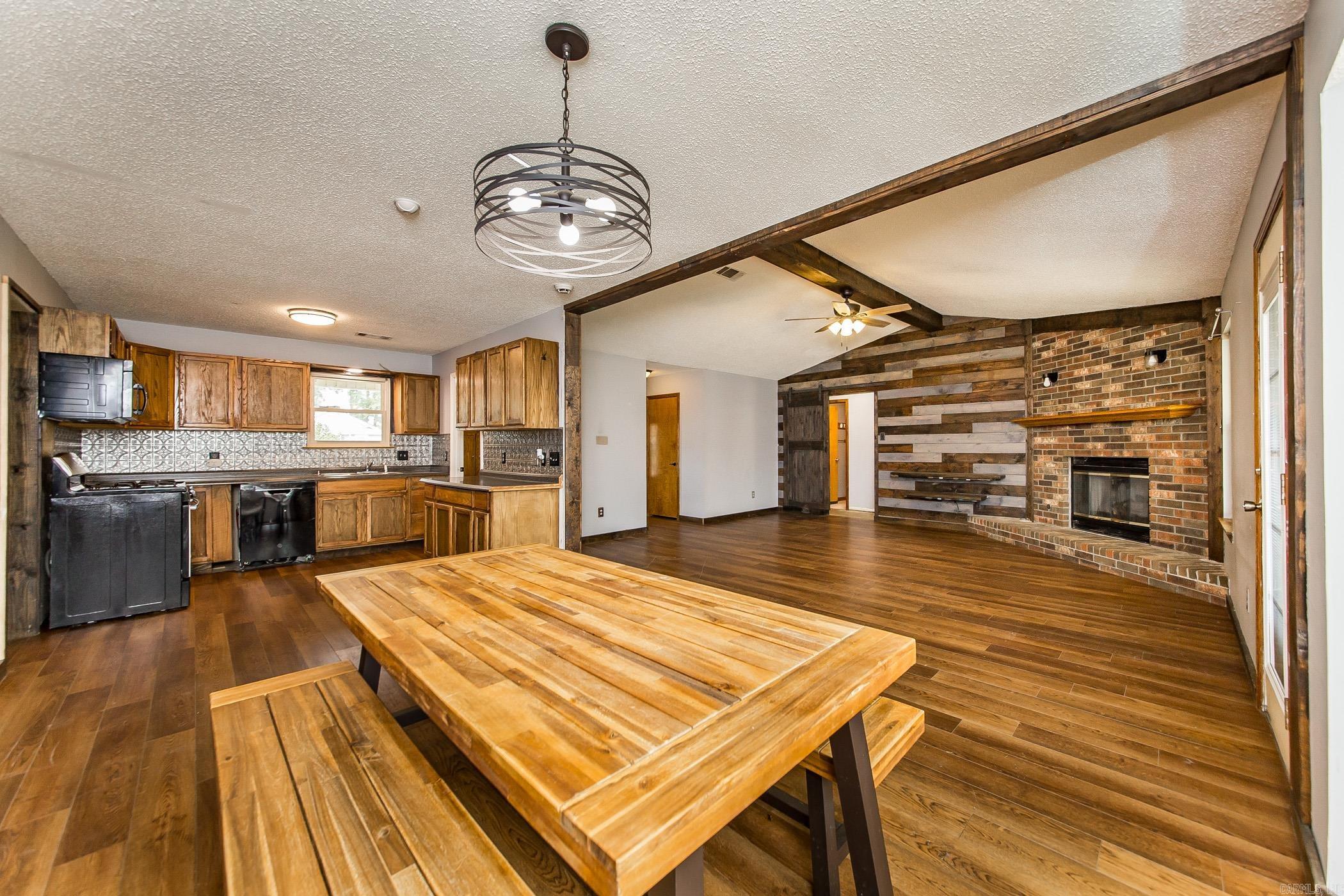 14  Sandy  Cabot, AR