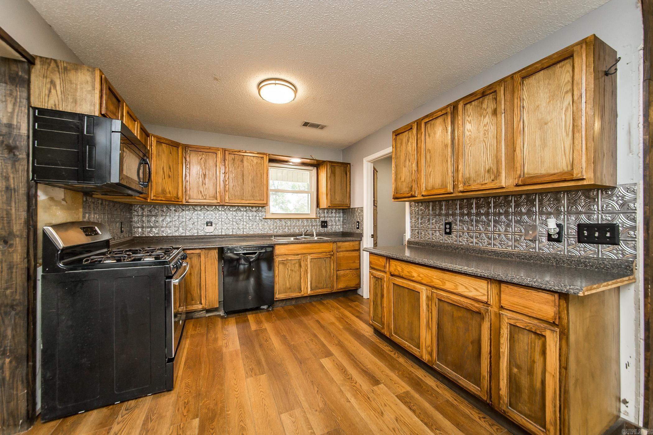 14  Sandy  Cabot, AR