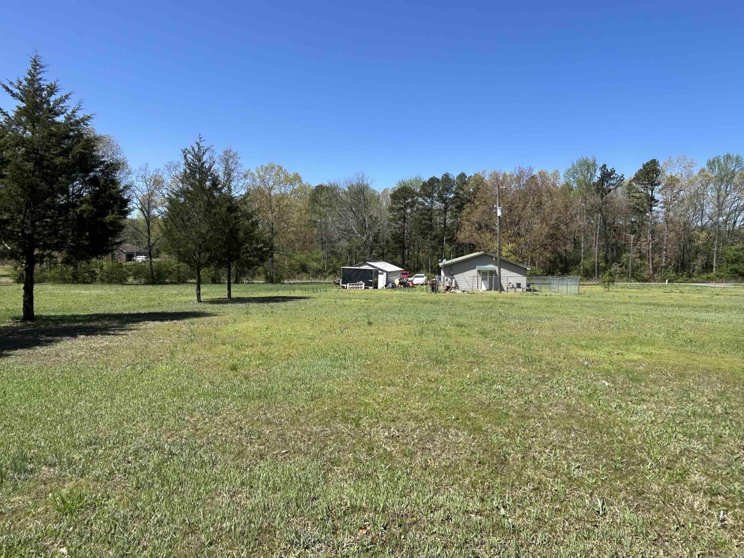 175  Casey  Clinton, AR