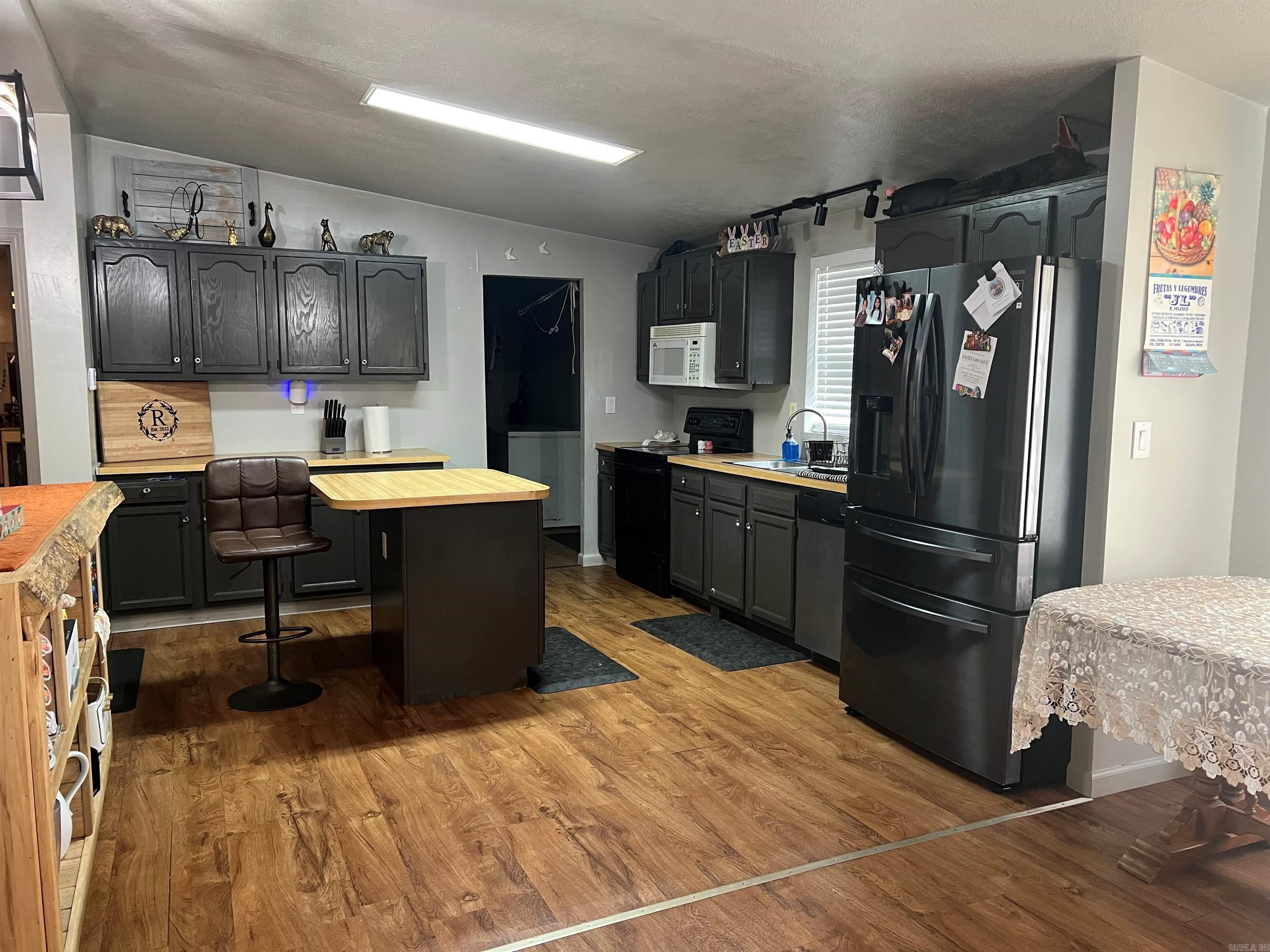 341  Hwy 144N  Lake Village, AR