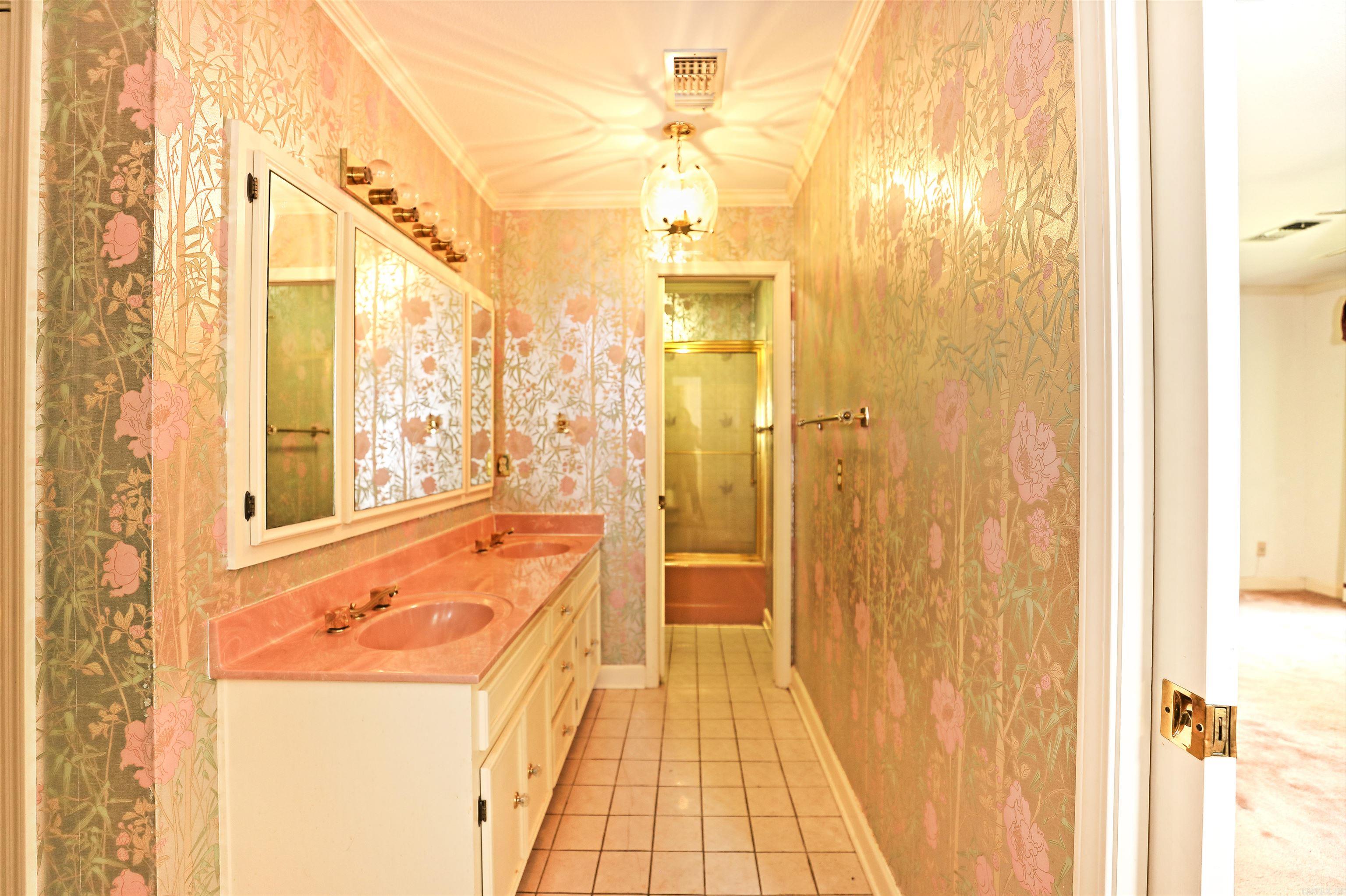 3716 S Privatewood Pine Bluff, AR 71603