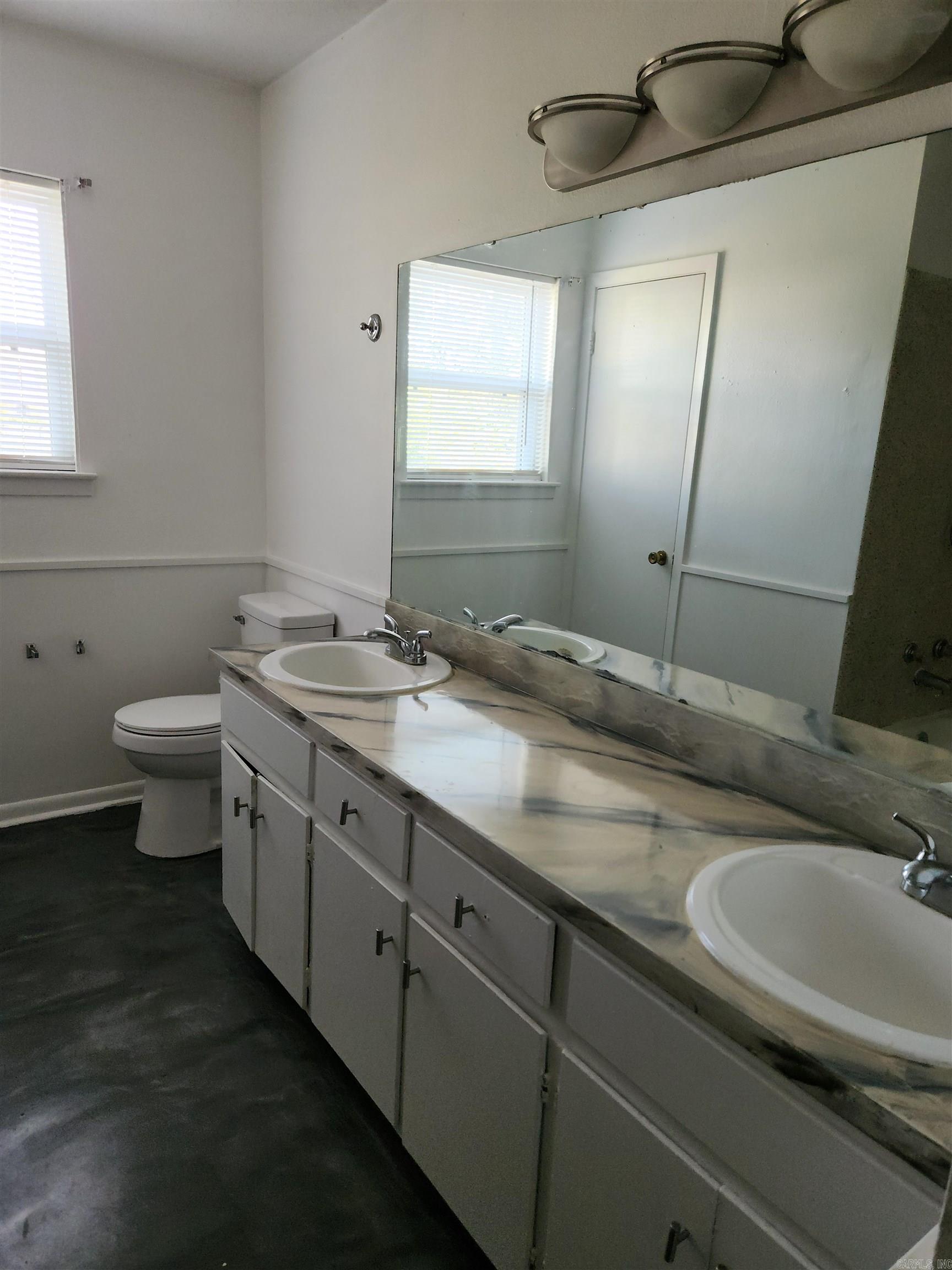 3006  Kendyl  Pine Bluff, AR