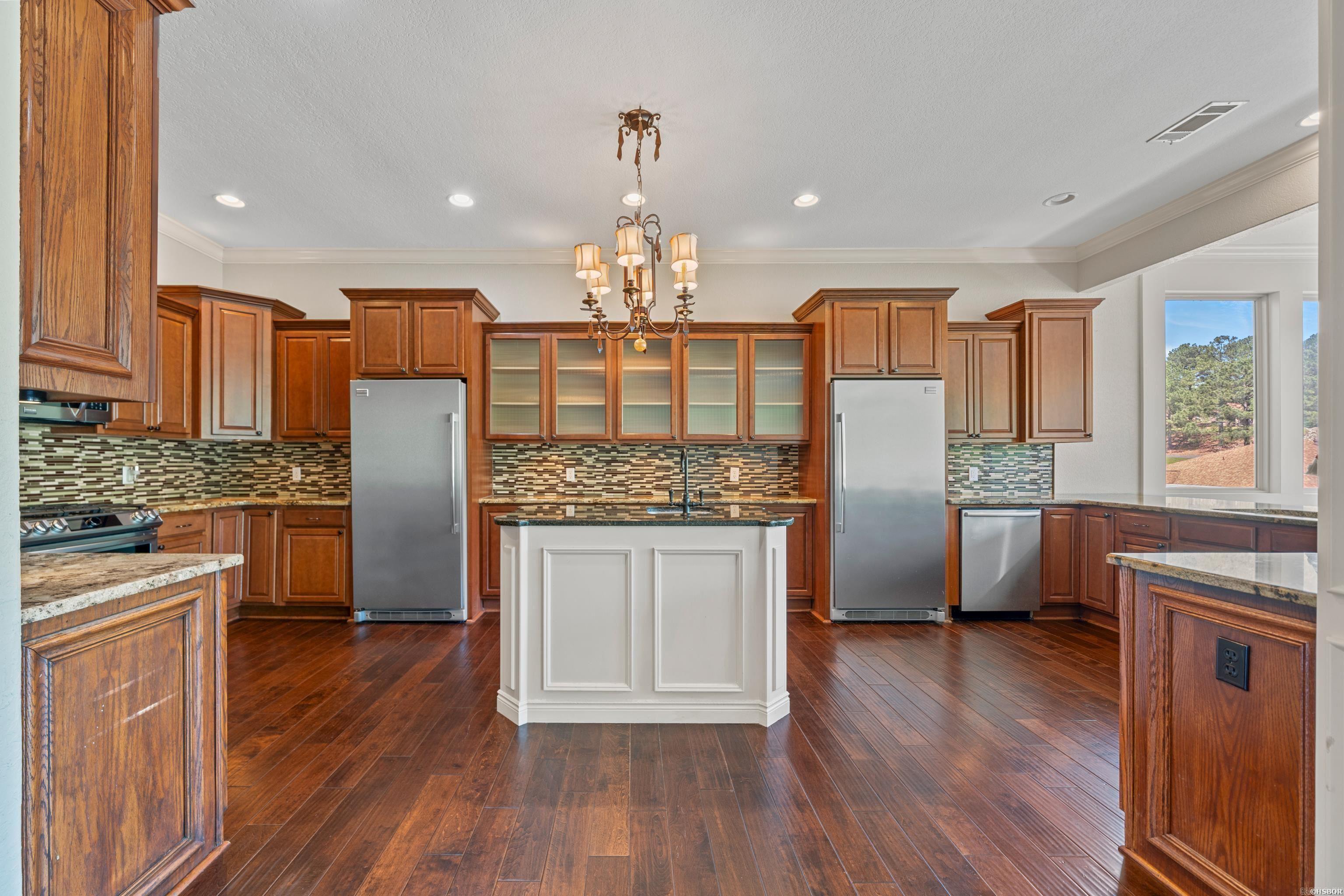 104  Four Oaks  Hot Springs, AR