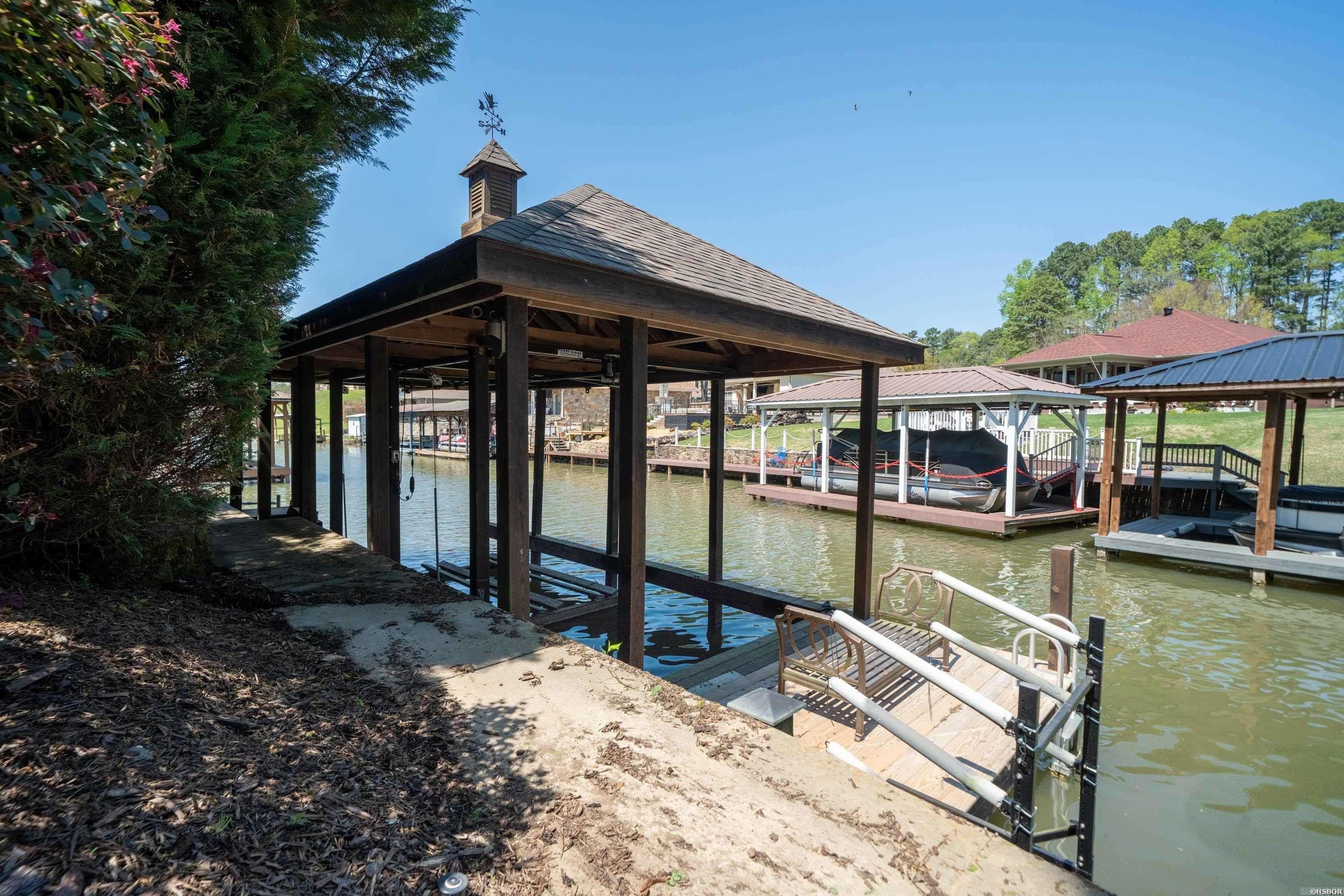 104  Four Oaks  Hot Springs, AR