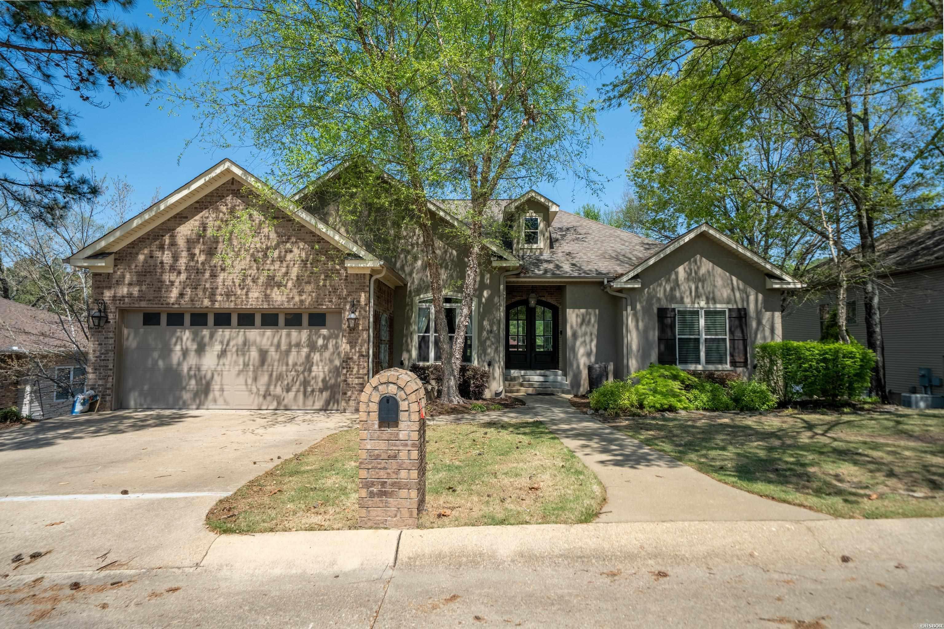 104  Four Oaks  Hot Springs, AR
