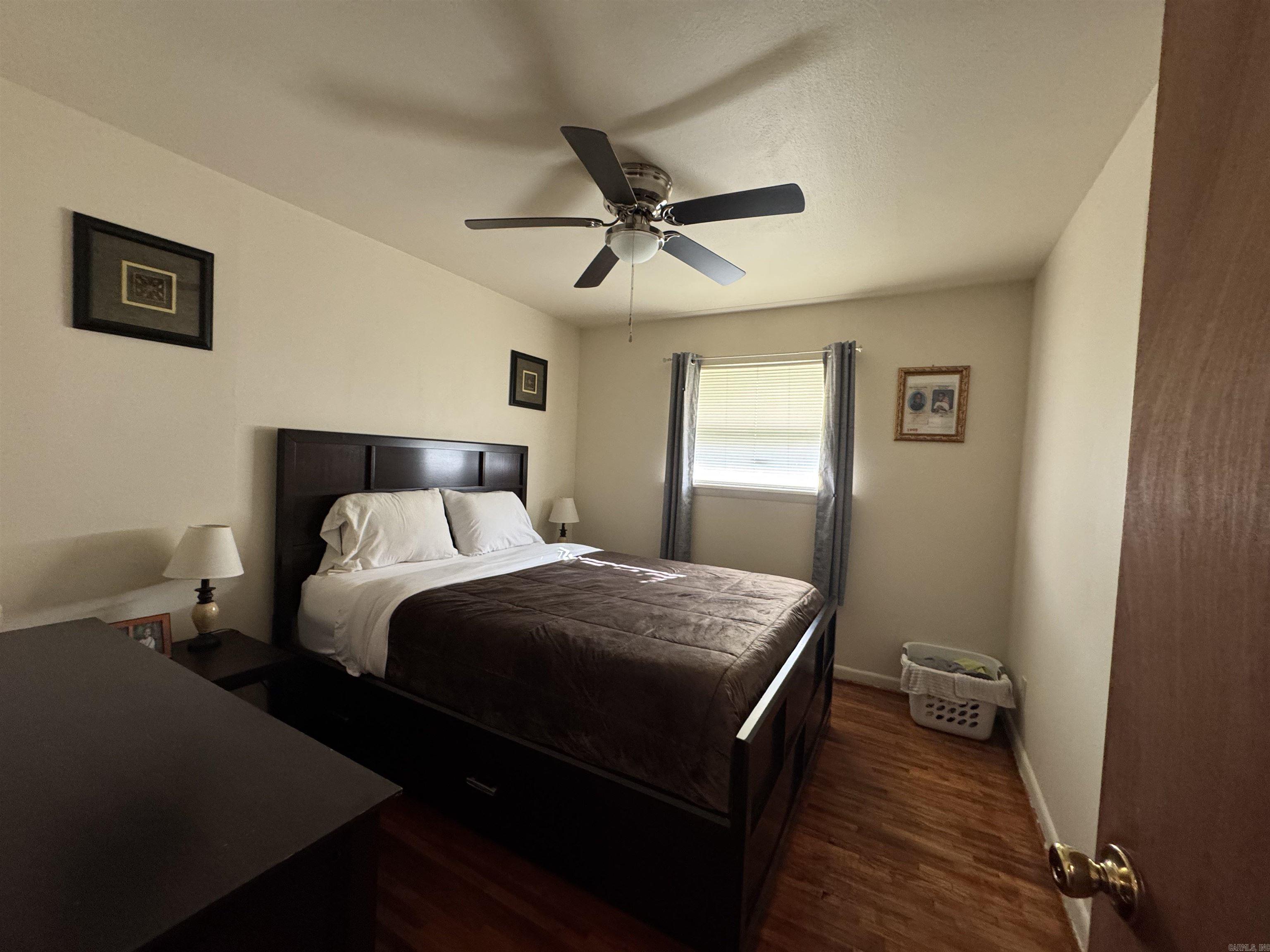 32  Baltimore  Little Rock, AR