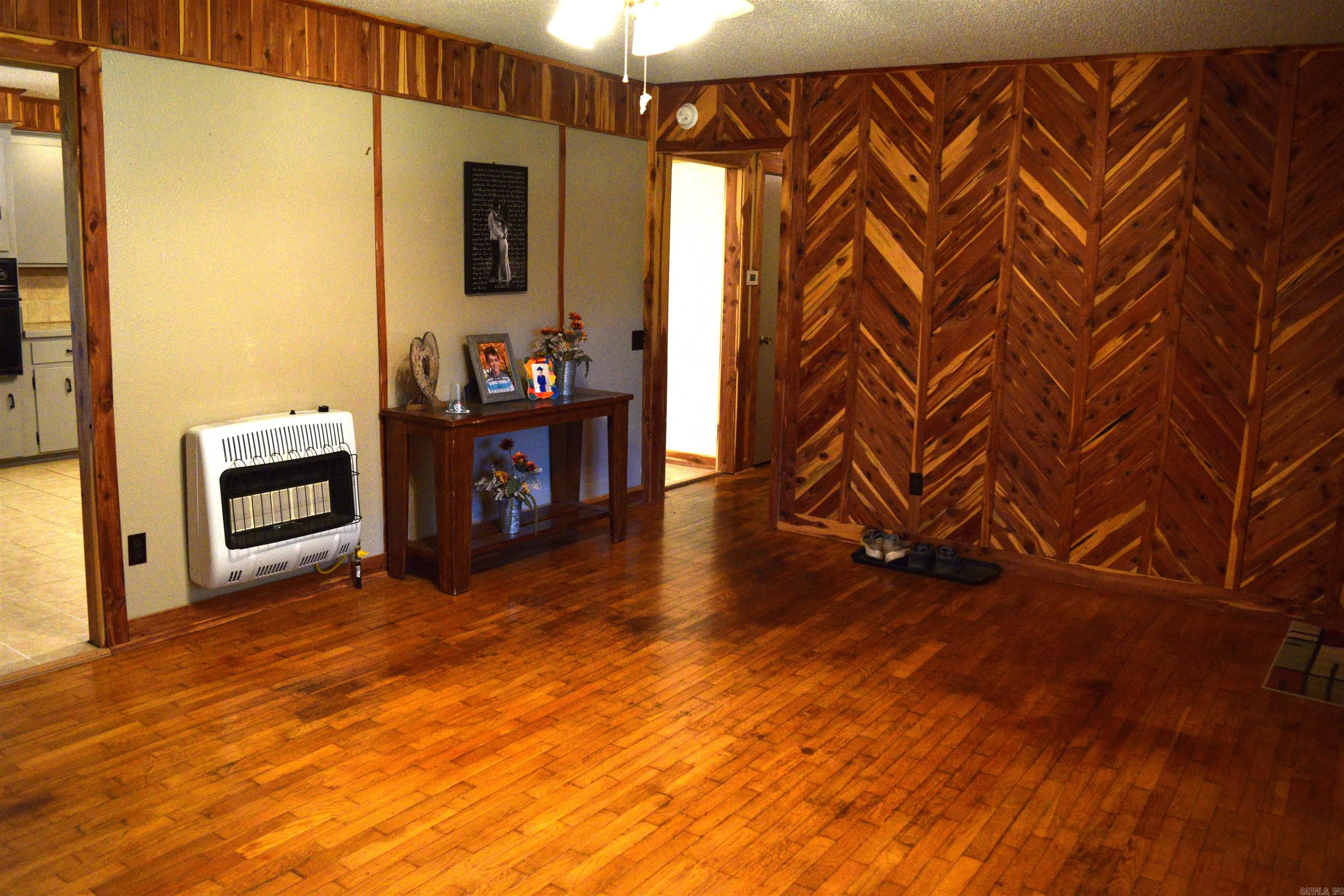 11798 Highway 110 Shirley, AR 72088