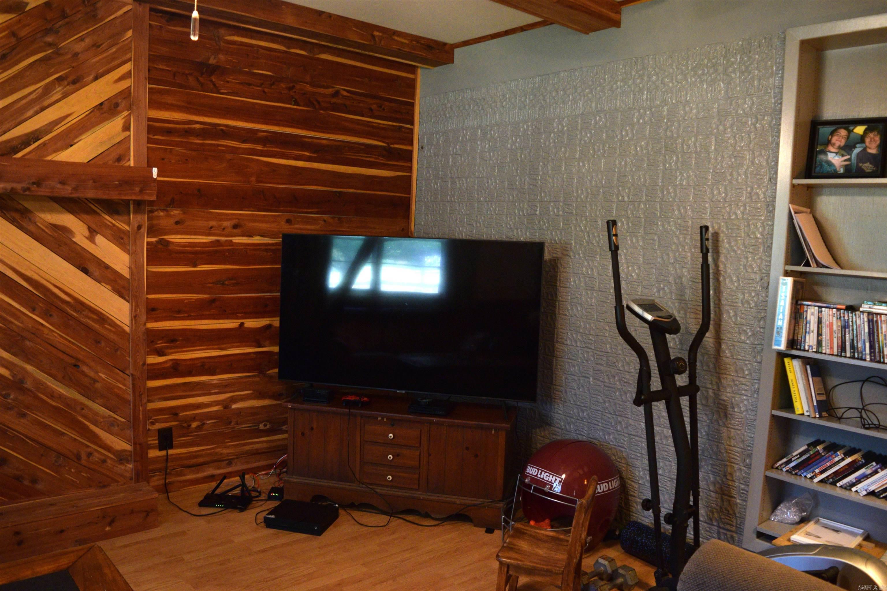 11798 Highway 110 Shirley, AR 72088
