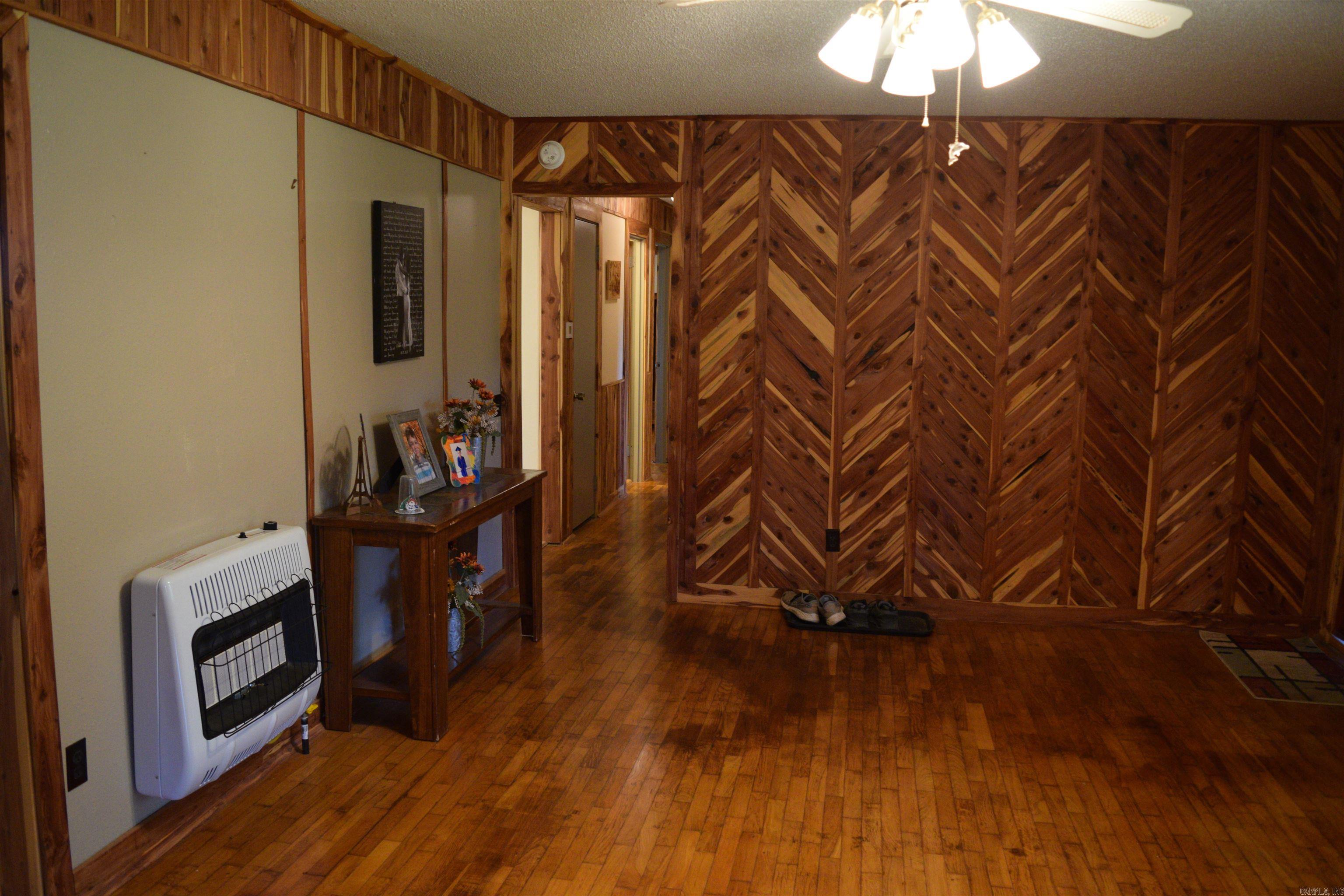11798 Highway 110 Shirley, AR 72088