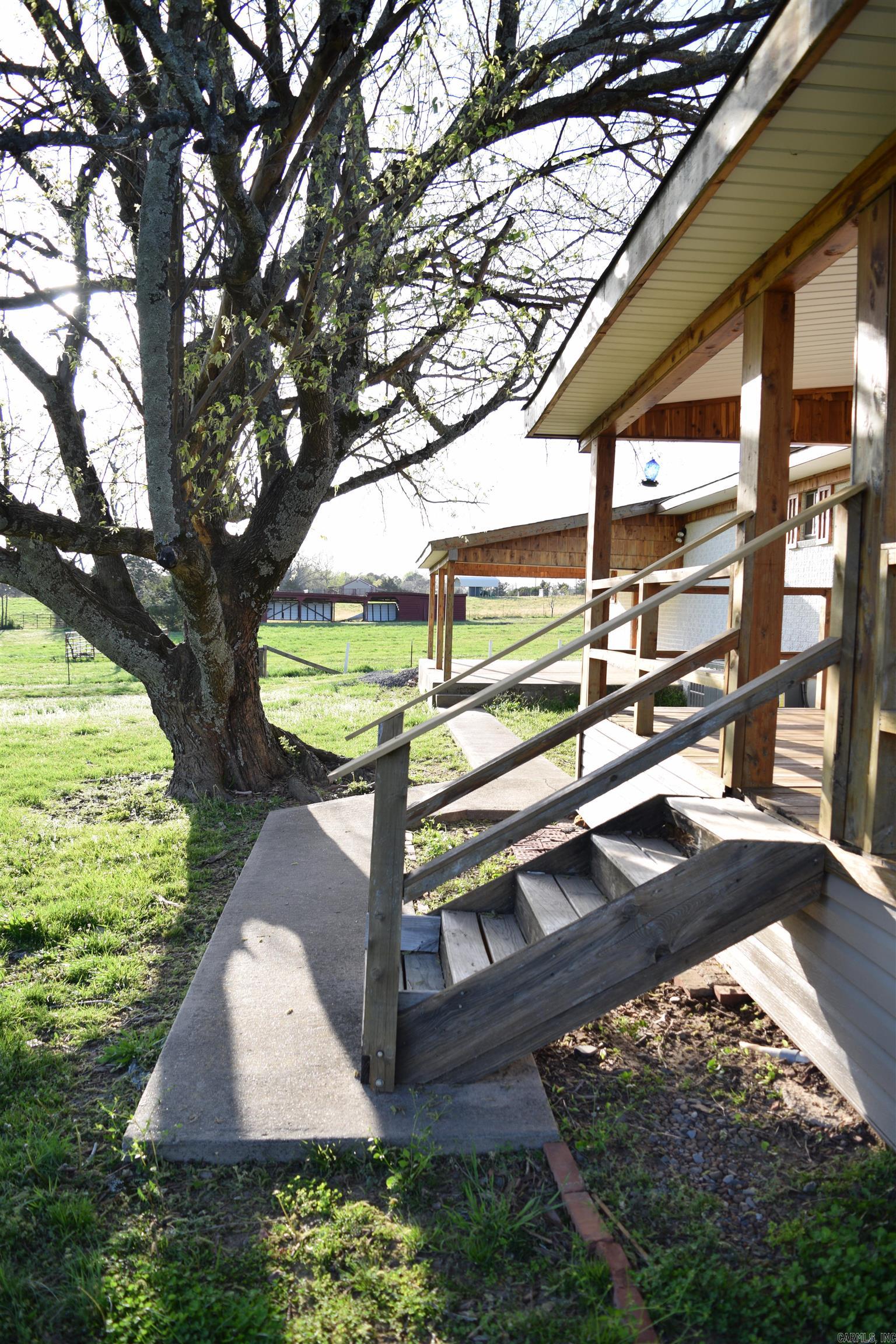 11798 Highway 110 Shirley, AR 72088