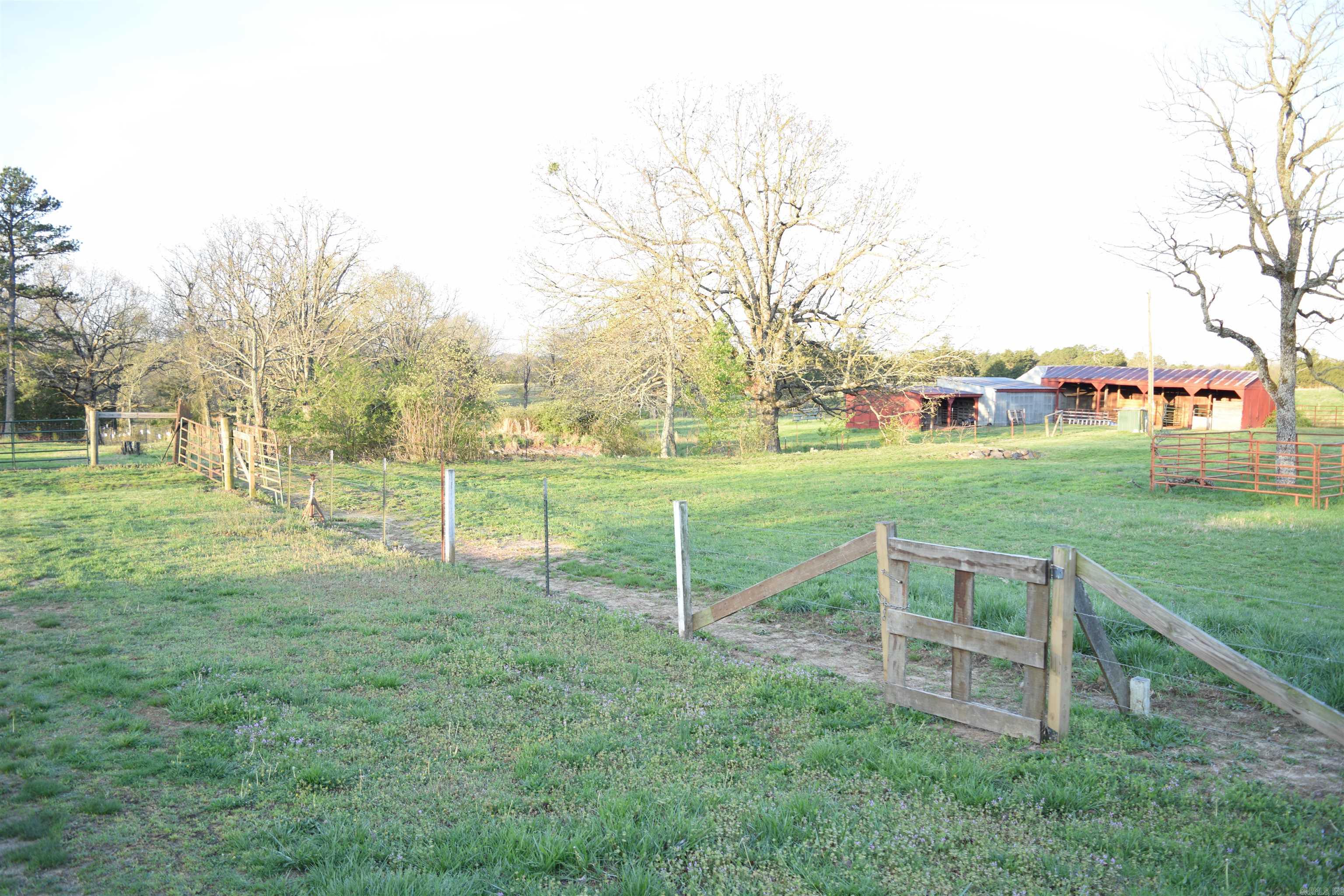 11798 Highway 110 Shirley, AR 72088