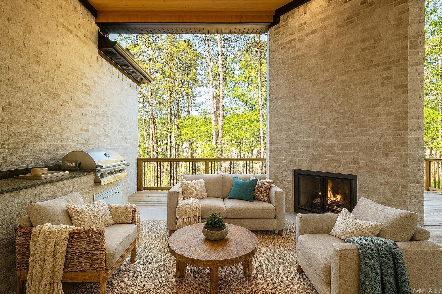 221 Abington Circle Little Rock, AR 72223