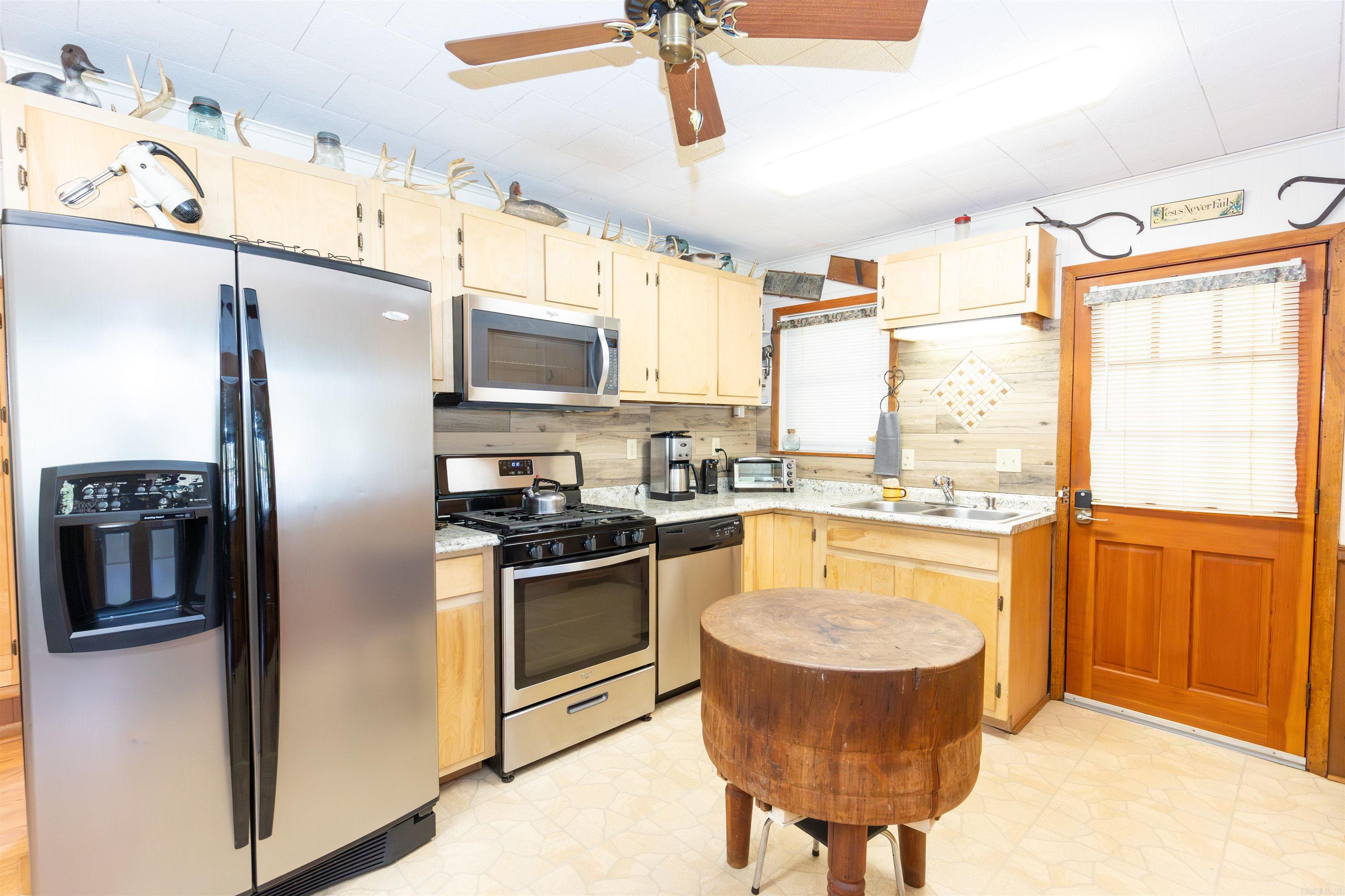 21  Open View  Houston, AR