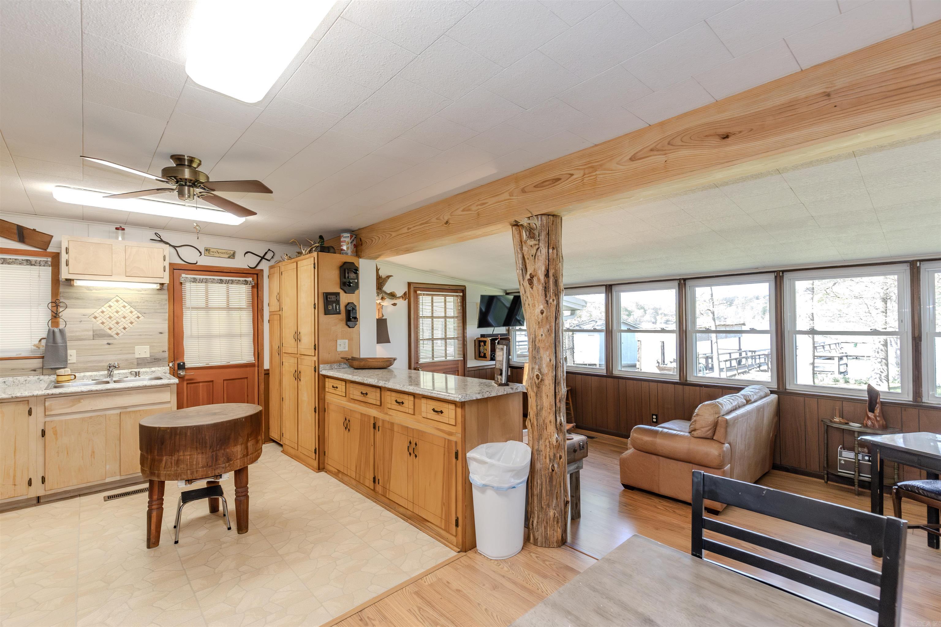 21  Open View  Houston, AR