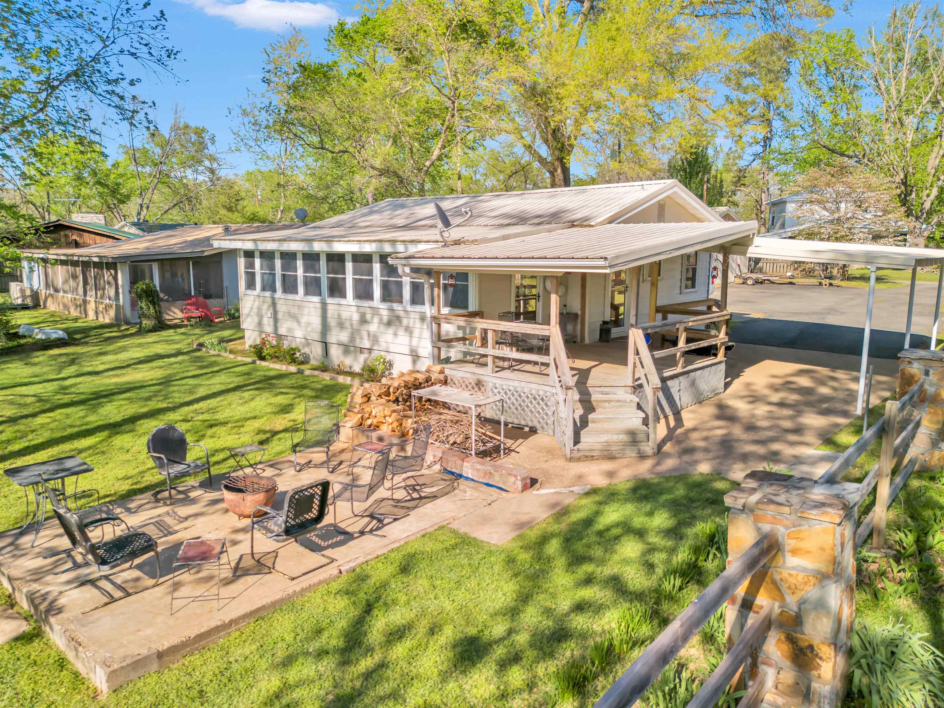 21  Open View  Houston, AR