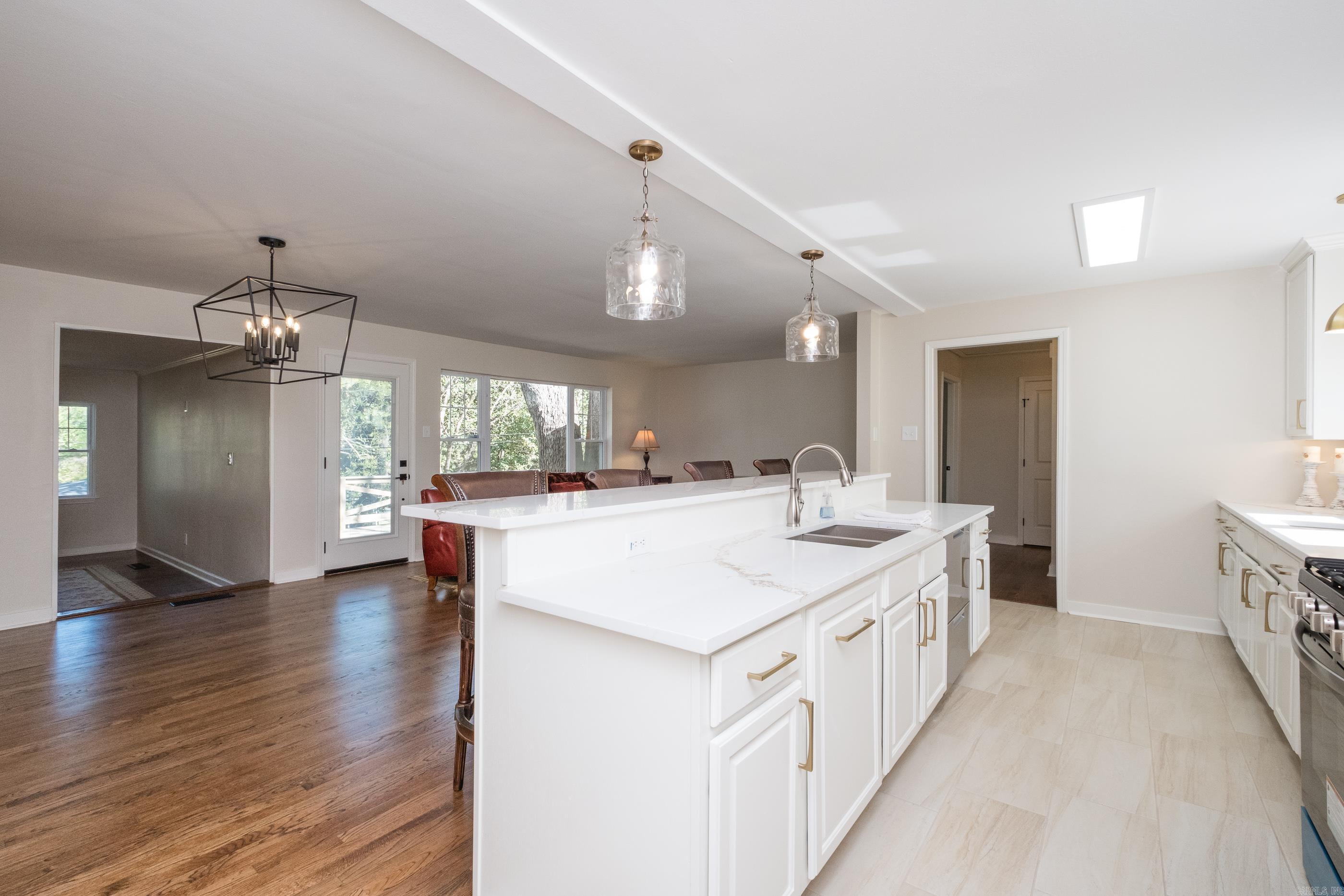 104  Dickson  Little Rock, AR