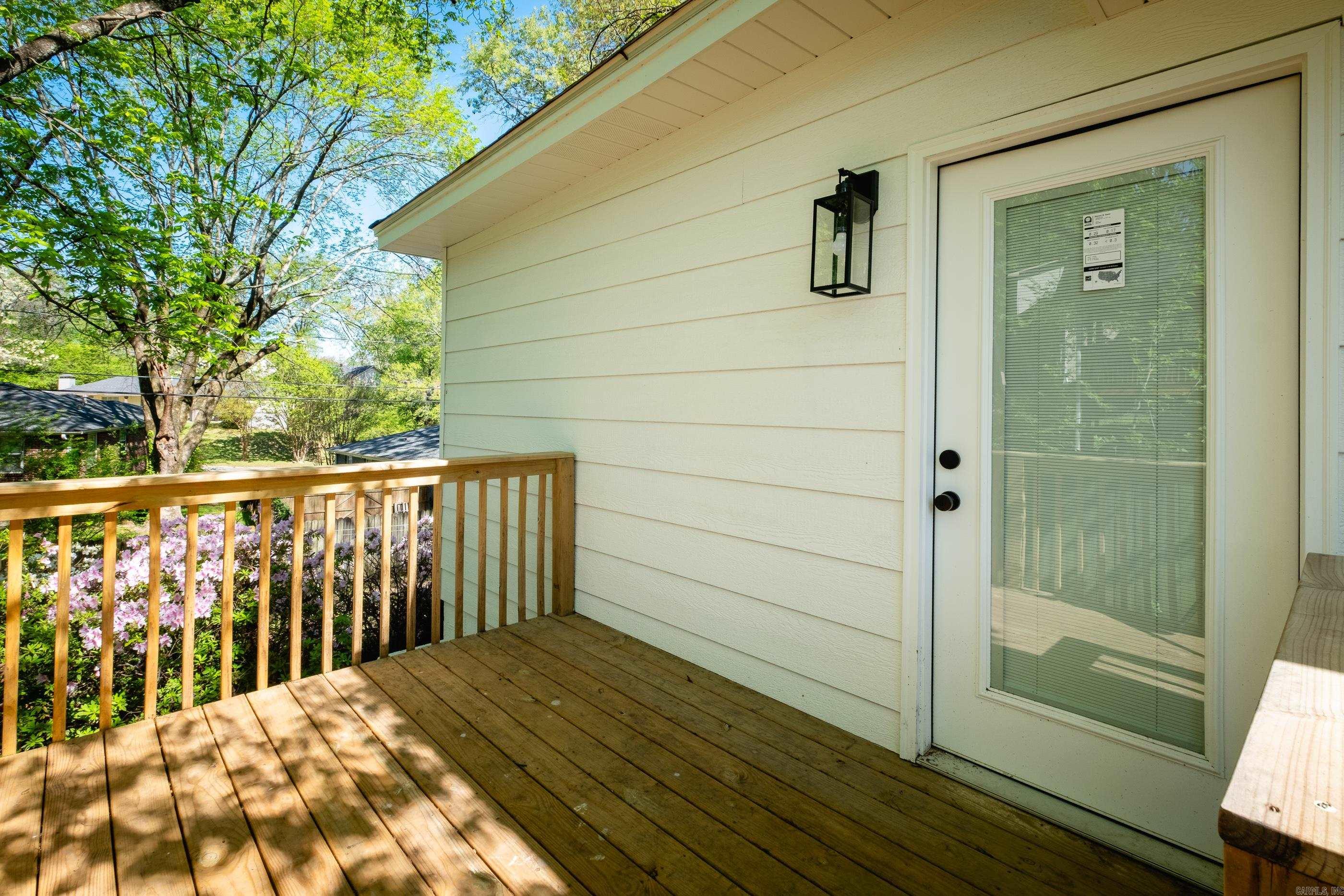 104  Dickson  Little Rock, AR