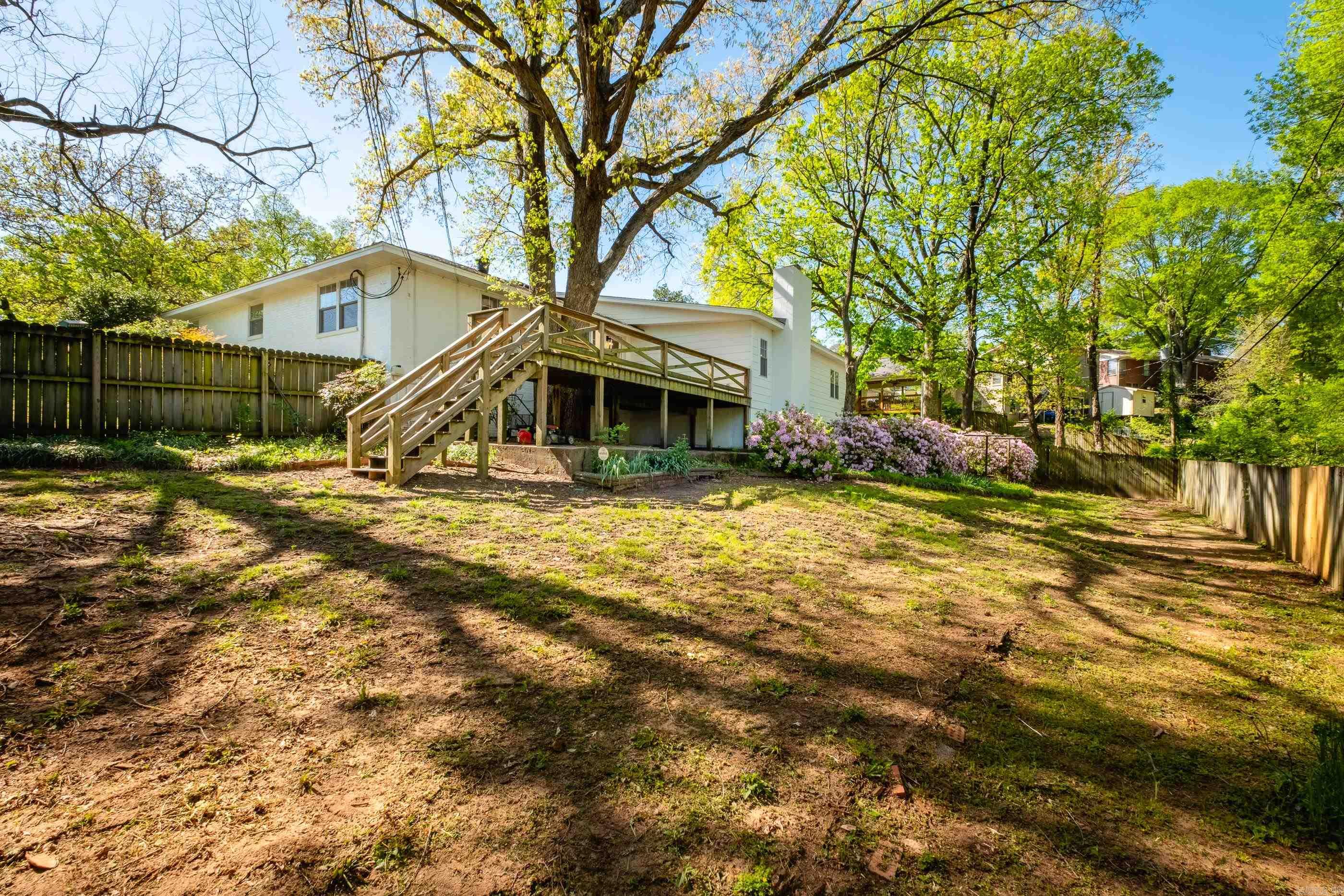 104  Dickson  Little Rock, AR