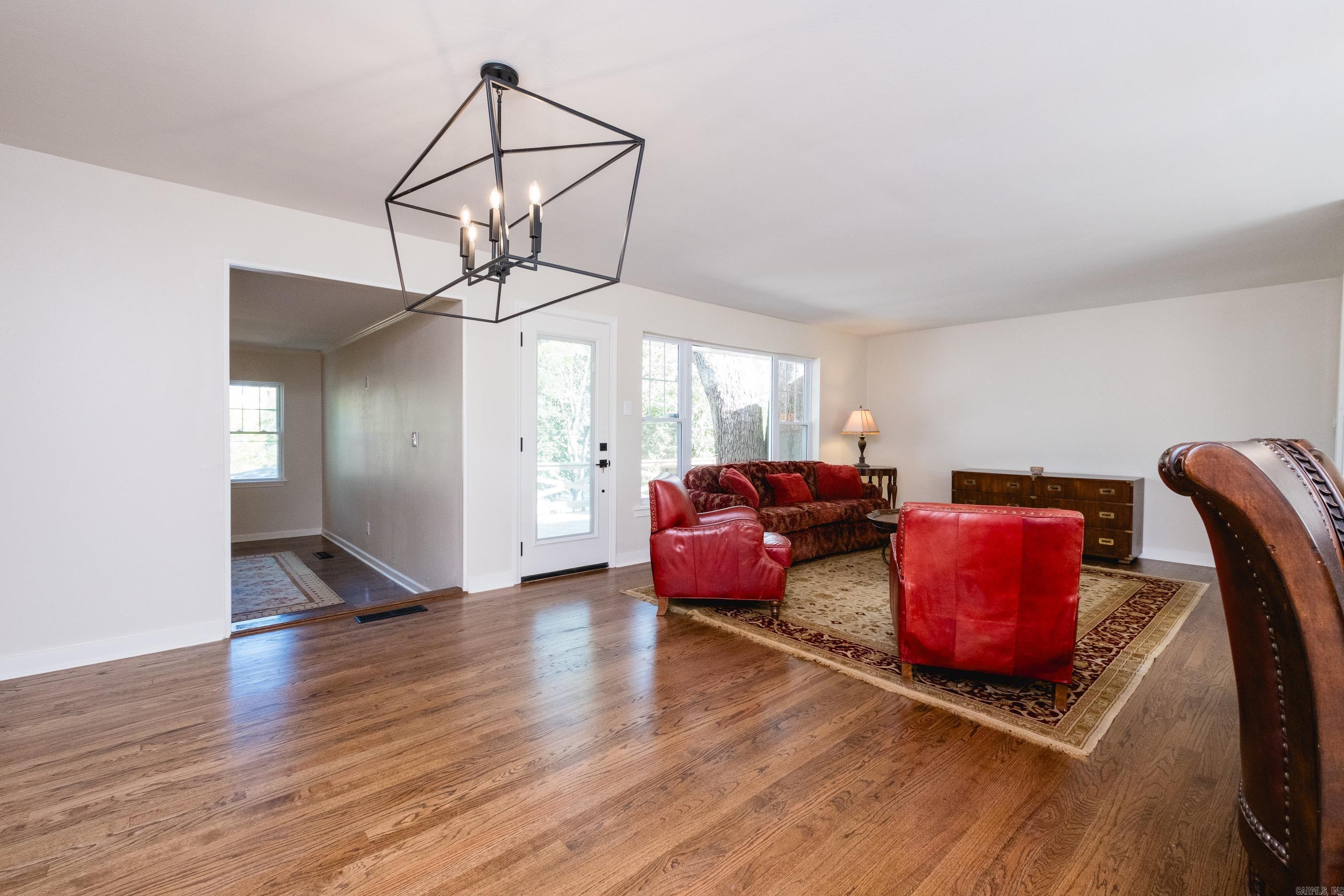 104  Dickson  Little Rock, AR