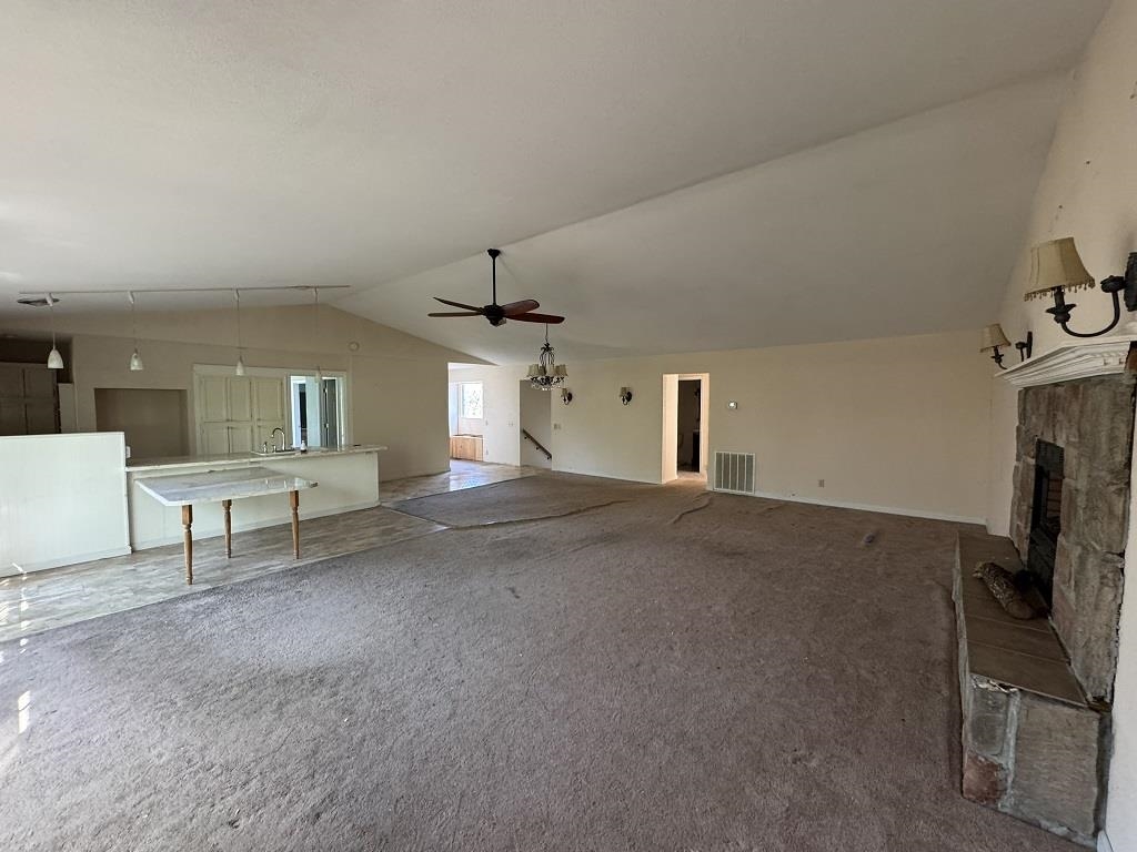 225 N School  Gassville, AR