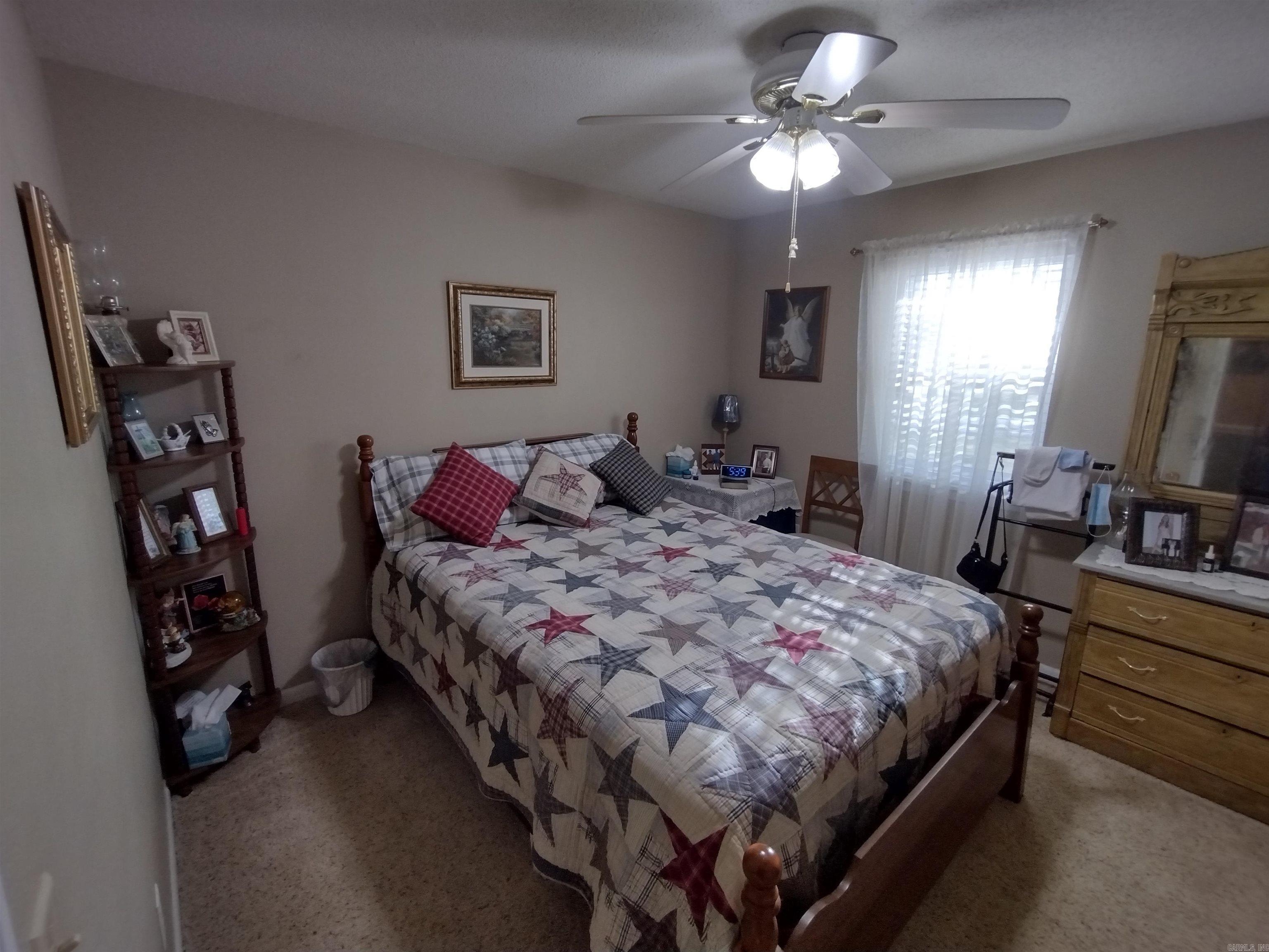 404  Downey DR  Mountain View, AR