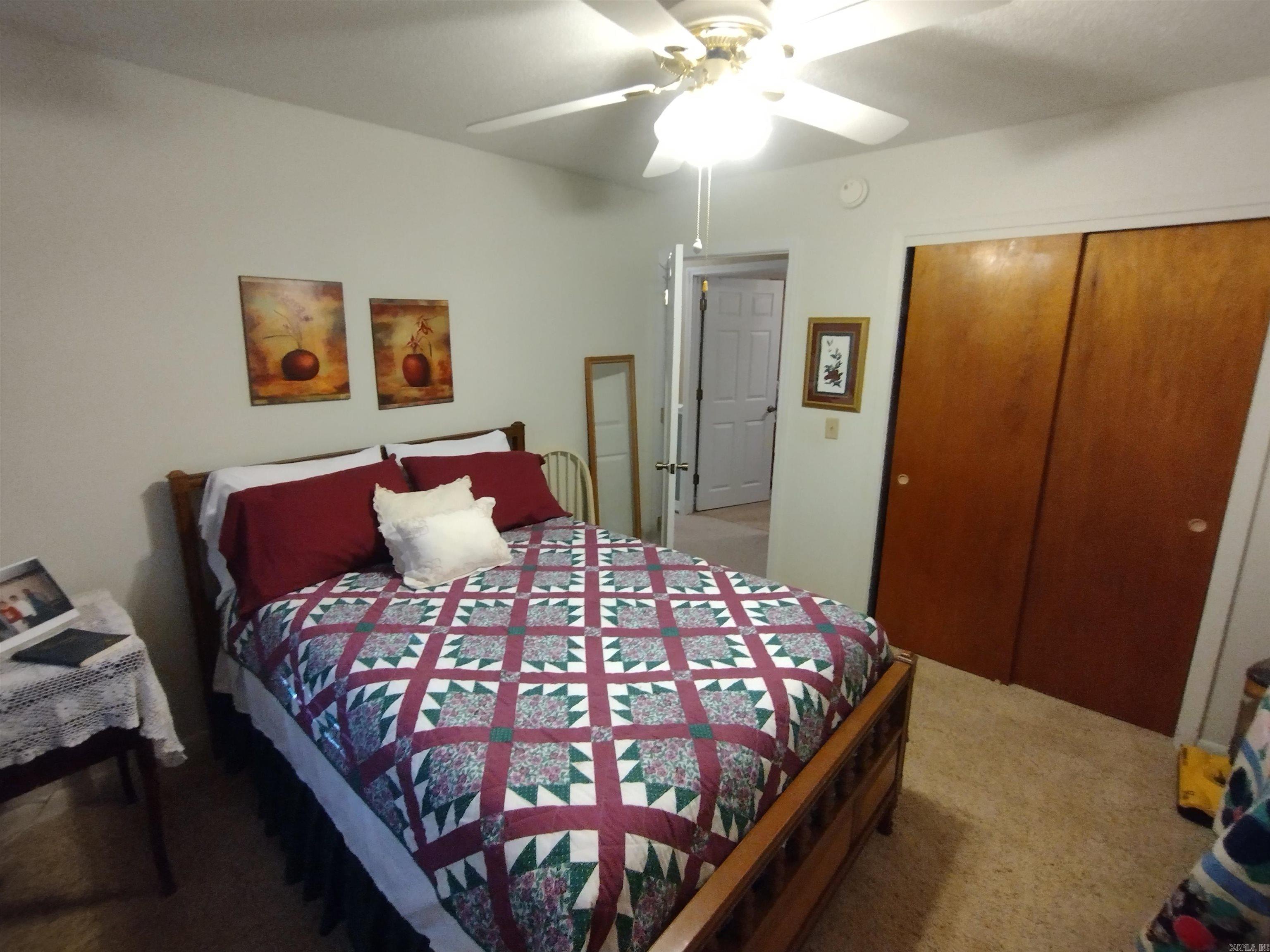 404  Downey DR  Mountain View, AR