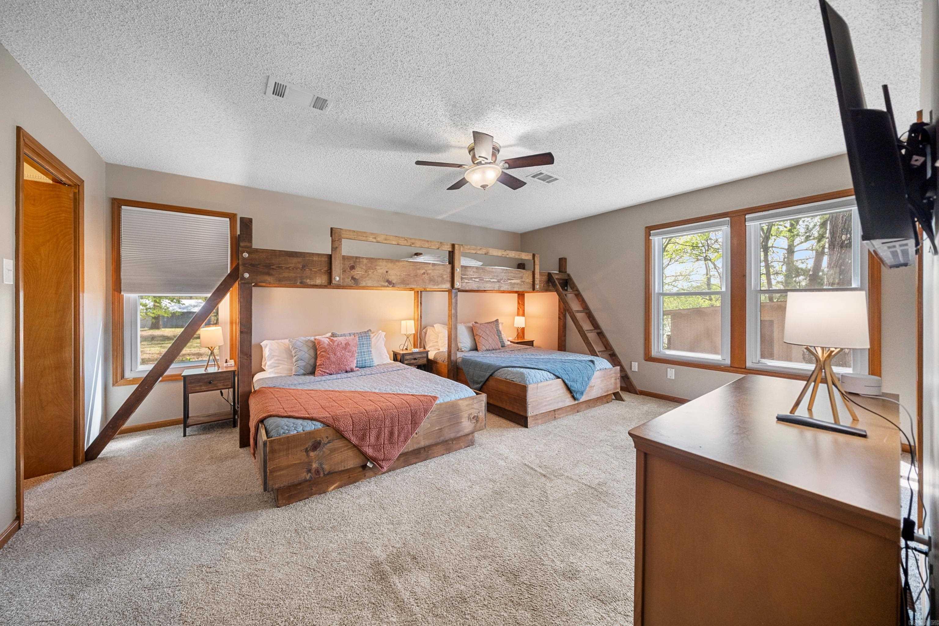 166  Heatherwood  Hot Springs, AR