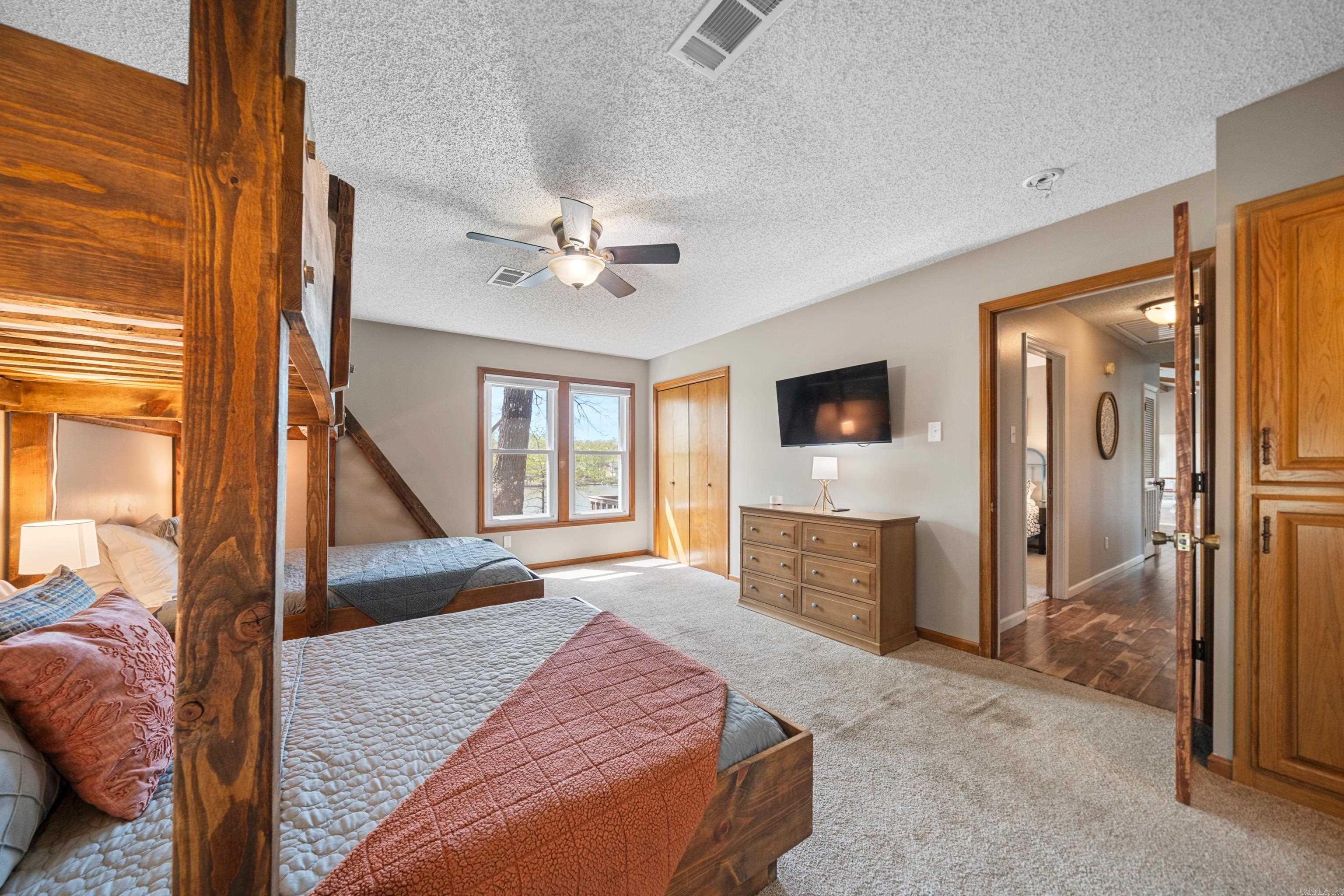 166  Heatherwood  Hot Springs, AR