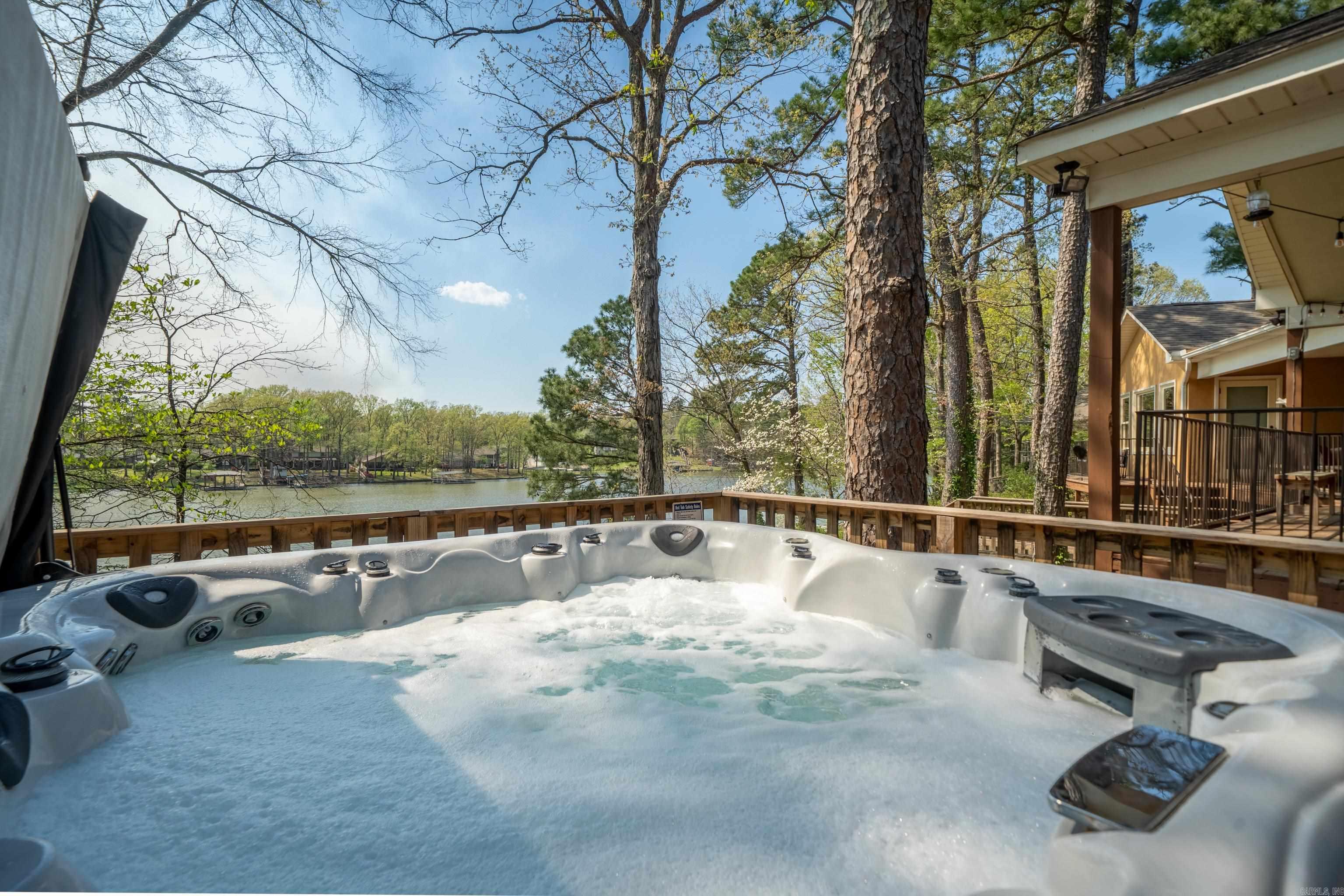 166  Heatherwood  Hot Springs, AR