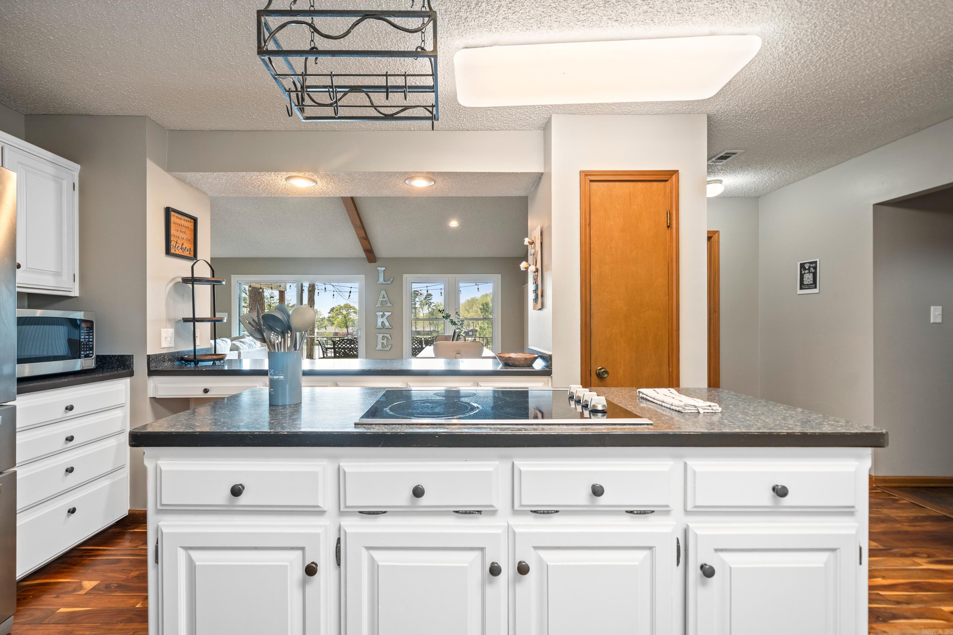 166  Heatherwood  Hot Springs, AR