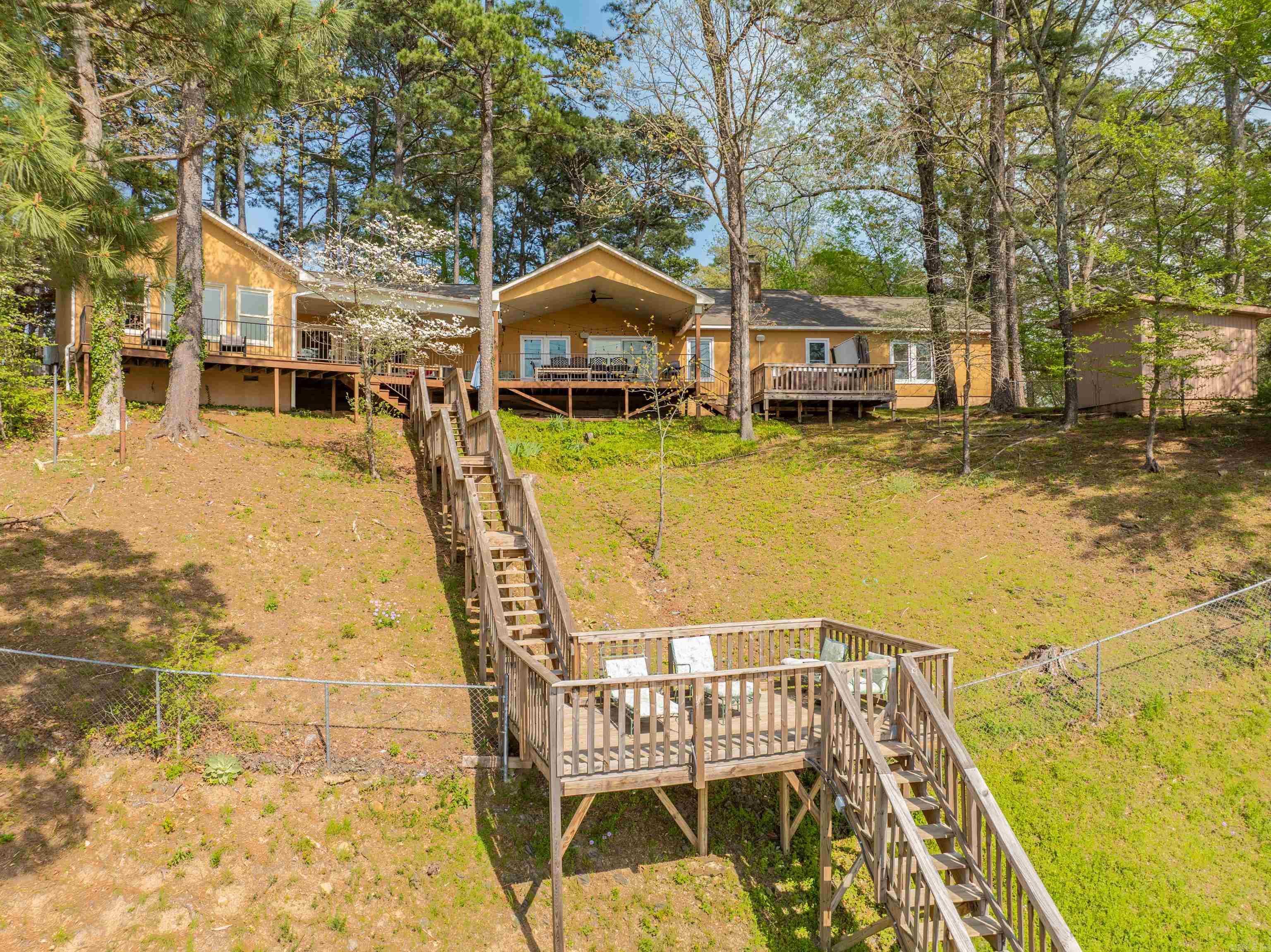166  Heatherwood  Hot Springs, AR