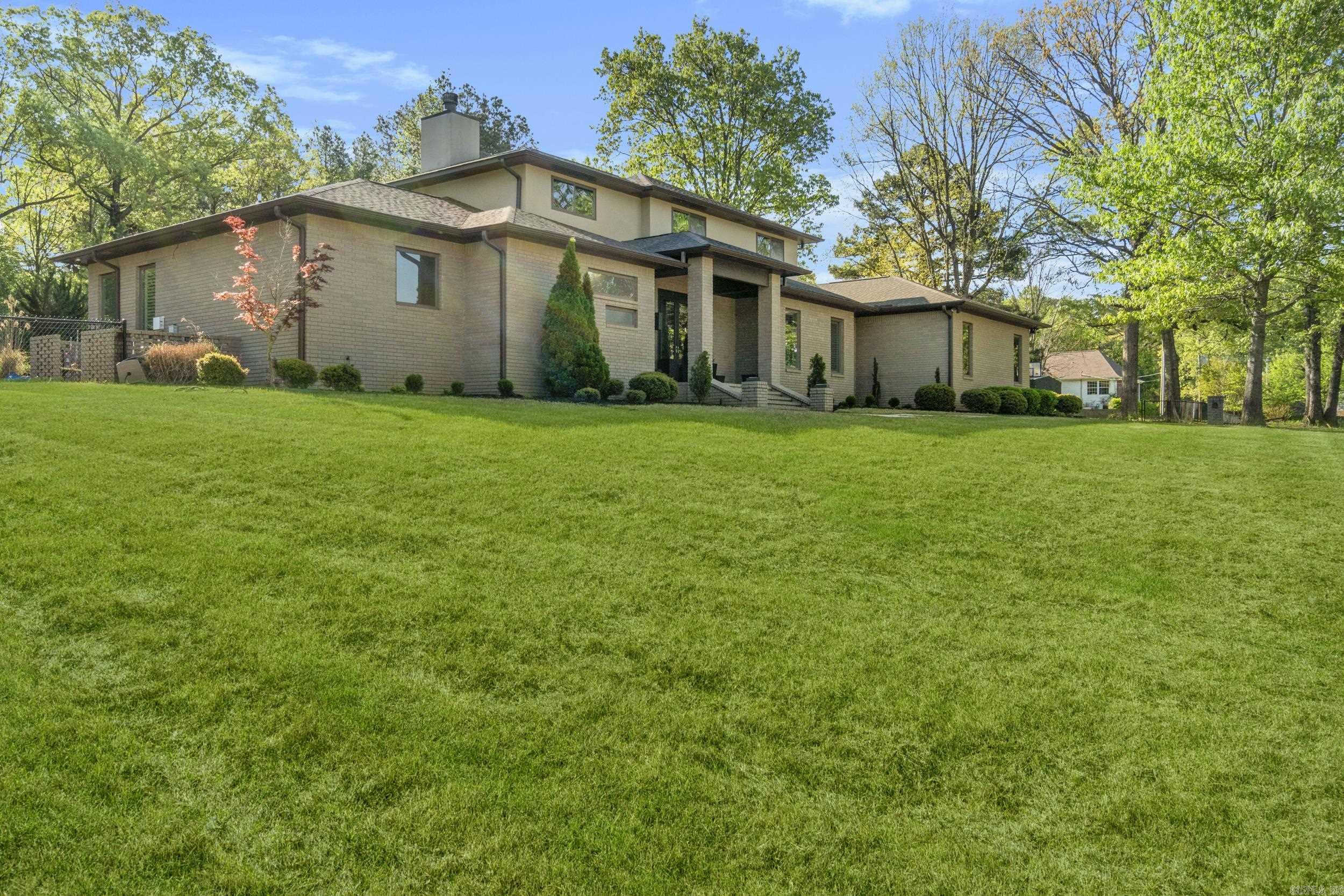 1812  Eve  Wynne, AR