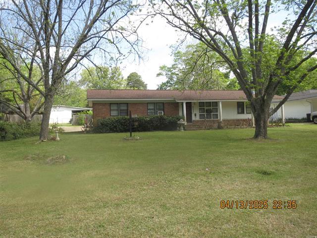609 E Central  Warren, AR