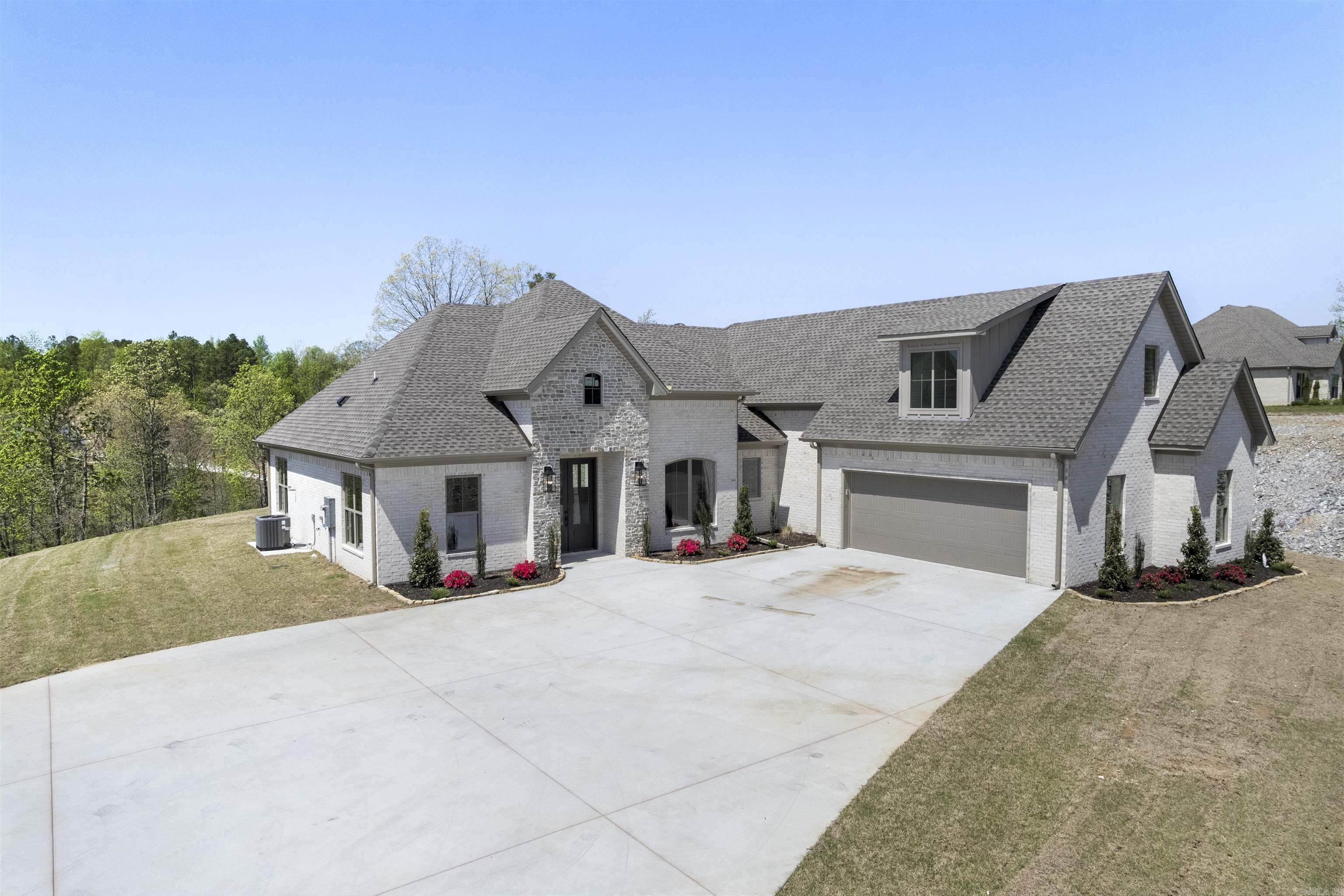 653  Glenwood Springs  Little Rock, AR
